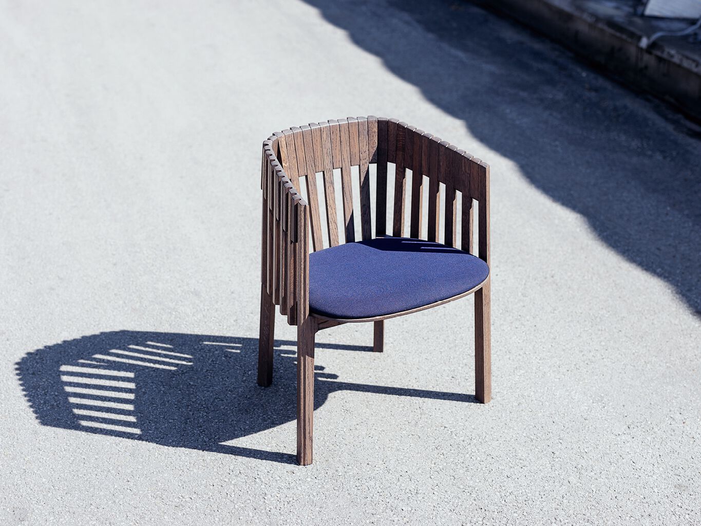 Стул из массива дерева с мягким сиденьем Woak DUOMO ARCH-00107181 - Вид №1