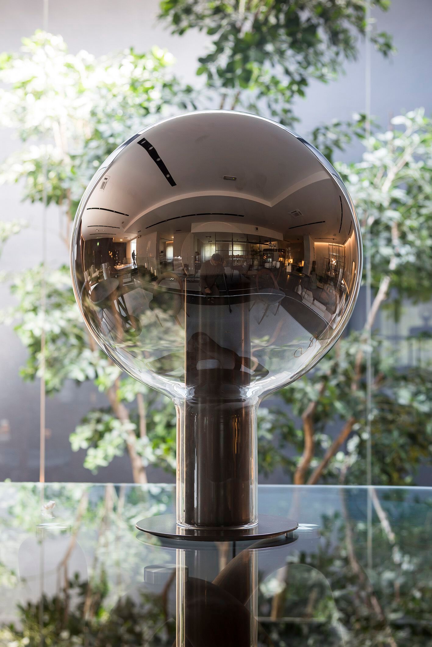 Зеркальная стальная стеклянная настольная лампа Album SOFFIONE ARCH-00120799