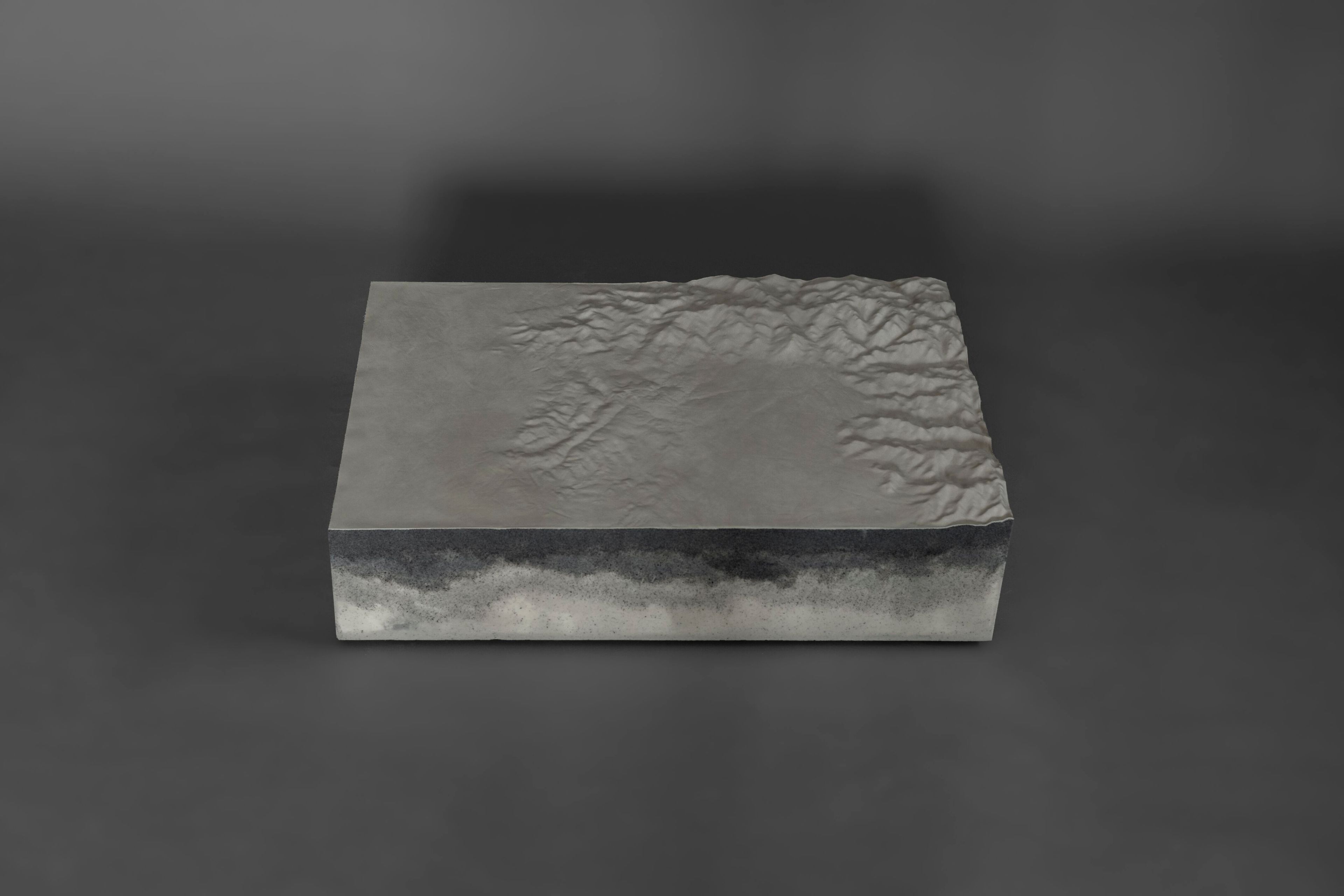 Низкий журнальный столик с бархатной подкладкой alcarol Geomorphic 2023 ARCH-00013525 - Вид №7