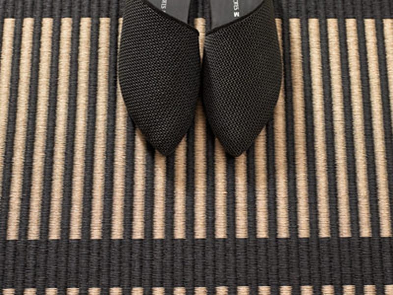 Полосатый прямоугольный ковер ручной работы Woodnotes CUT STRIPE ARCH-00152046 - Вид №1