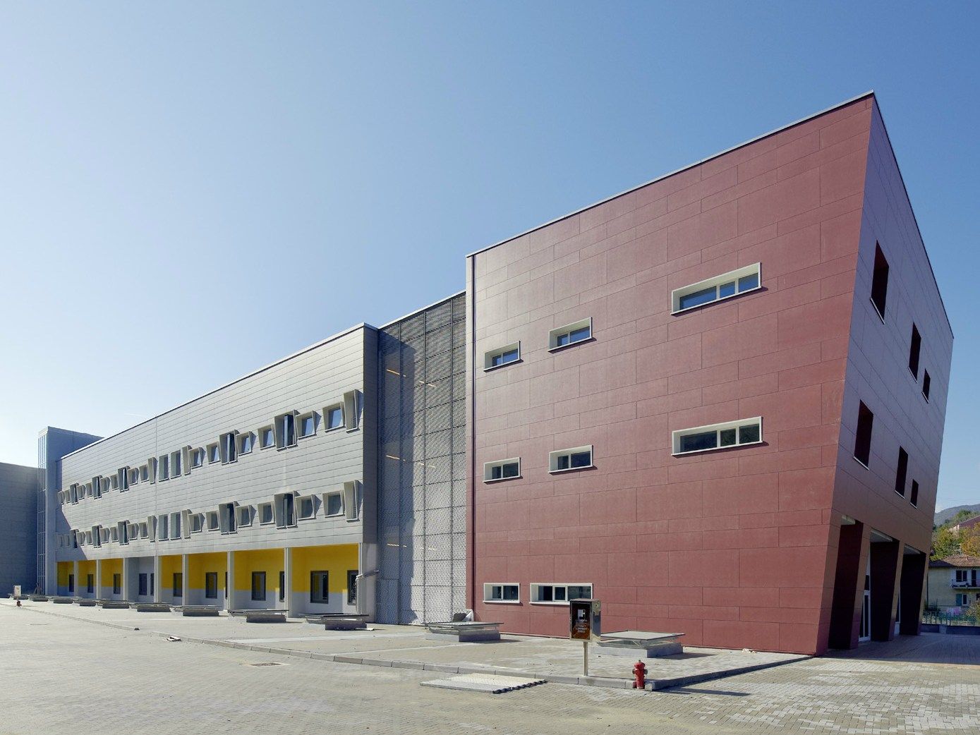 Фасадные и кровельные панели из армированного волокном бетона SWISSPEARL Swisspearl® ARCH-00046860 - Вид №25