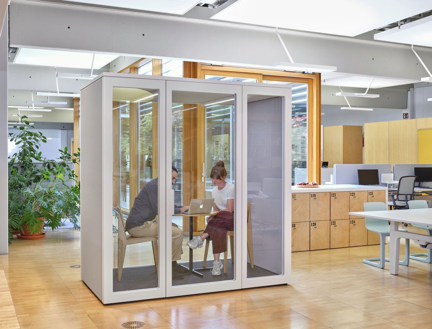 Многосторонняя акустическая офисная кабина со встроенным освещением VITRA TALKY X VITRA EDITION ARCH-00151852 - Вид №9