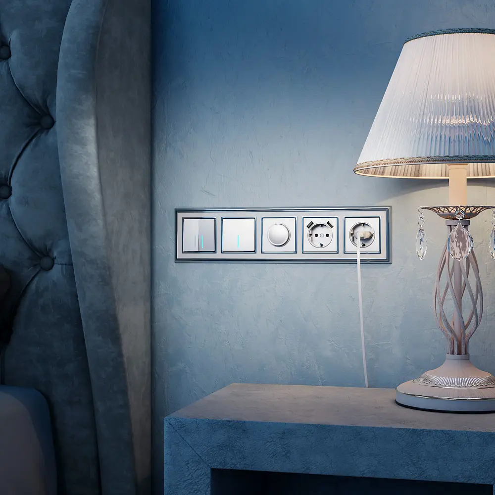 Рамка для розеток и выключателей Werkel Palacio 5 постов цвет белый хром STLM-2019752 - Вид №1