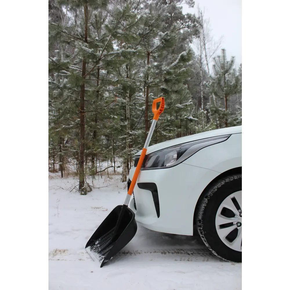 Лопата для уборки снега облегченная FISKARS SnowХpert STLM-2000037 - Вид №2