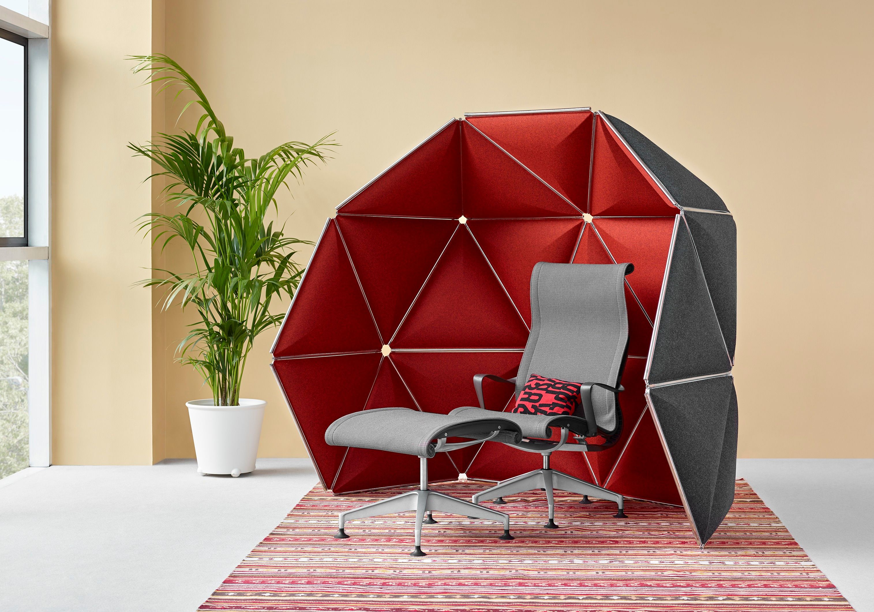 Сетчатое вращающееся офисное кресло с подлокотниками Herman Miller Setu ARCH-00041036 - Вид №14