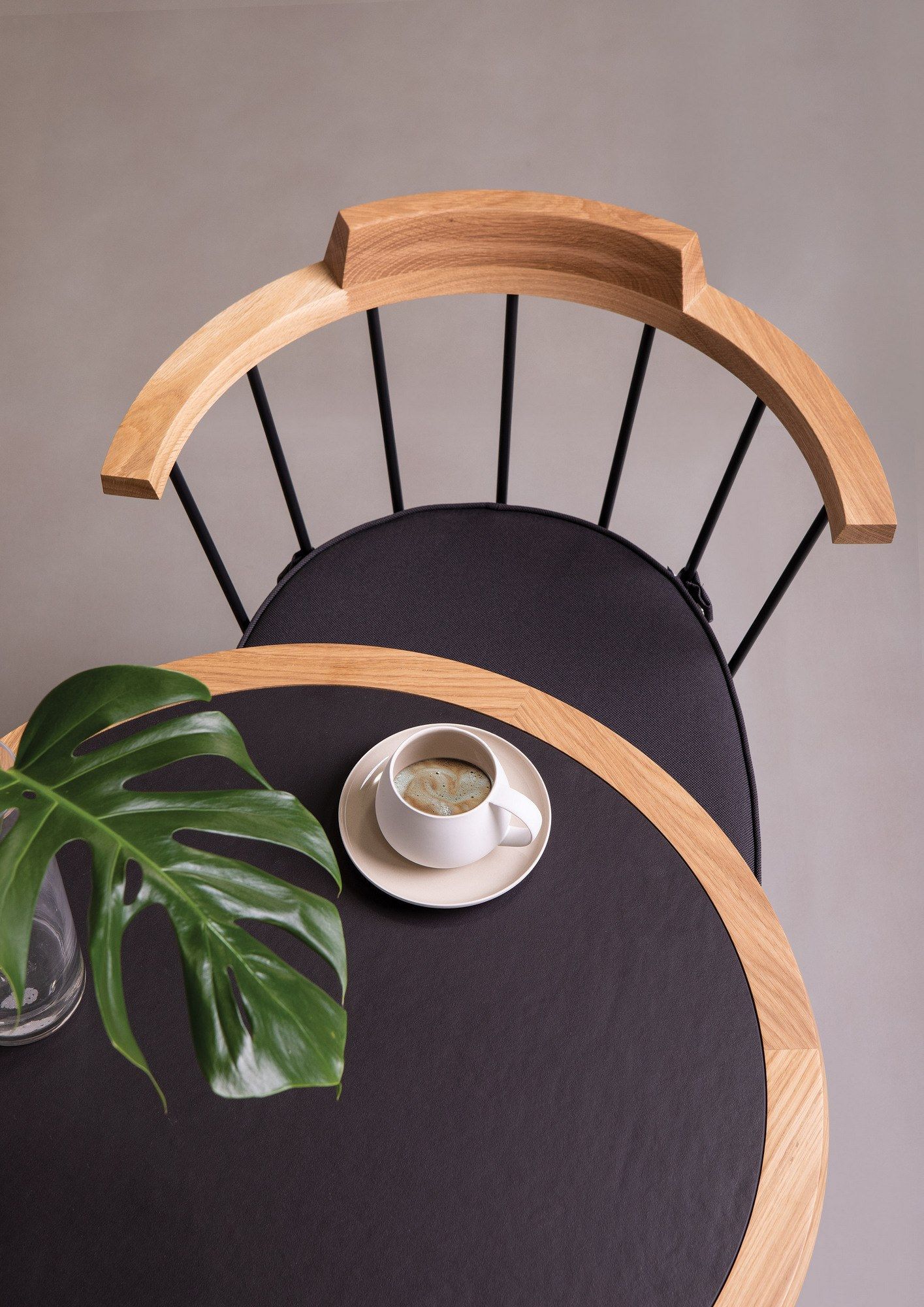 Круглый стальной стол с порошковым покрытием Vergés Mim ARCH-00091563 - Вид №4