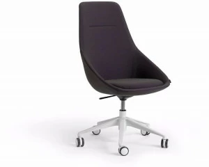 Offecct Офисное кресло руководителя с 5 спицами на колесиках Ezy