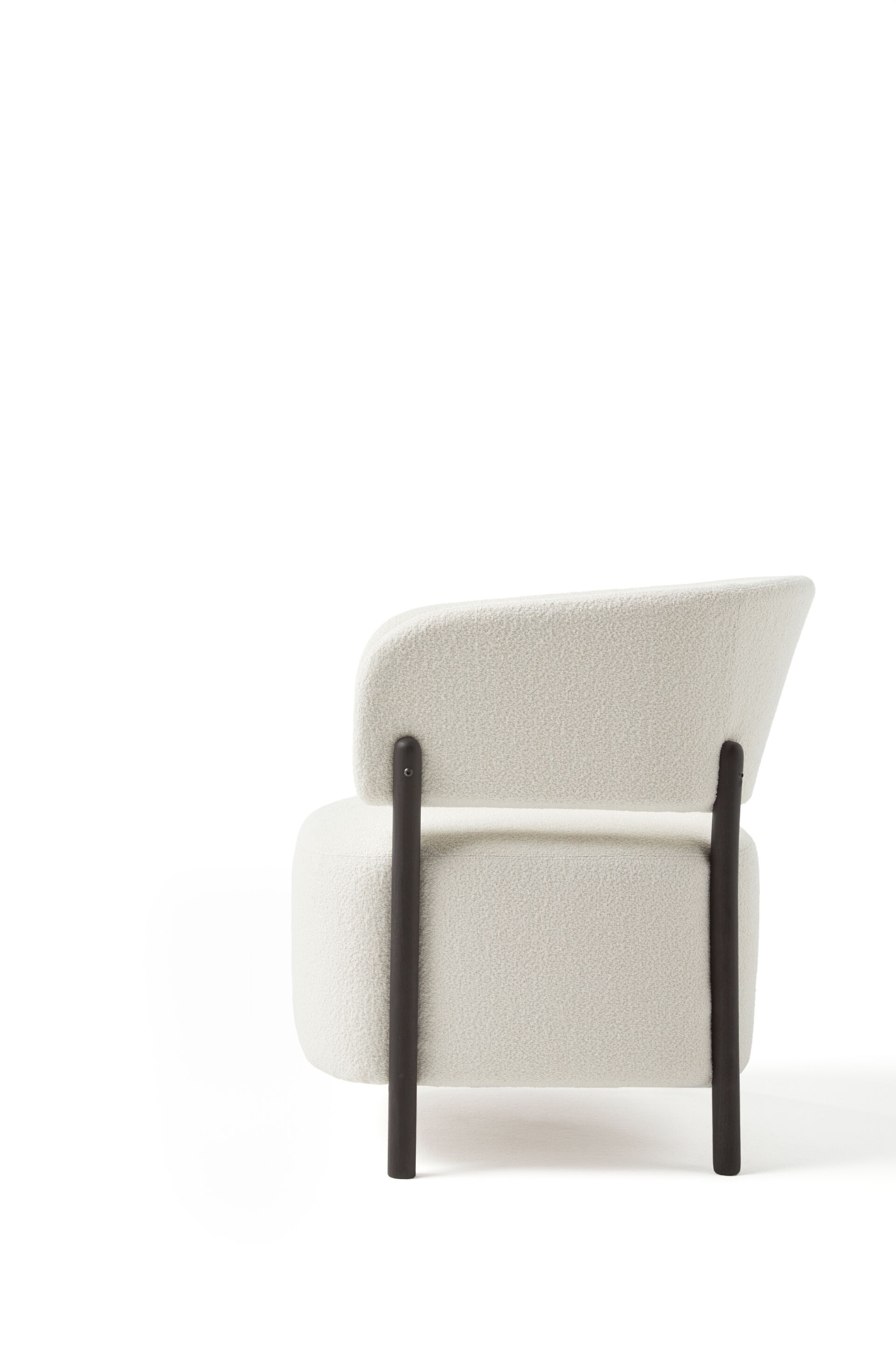 Тканевое кресло с подлокотниками Blasco&Vila RC Wood ARCH-00010482