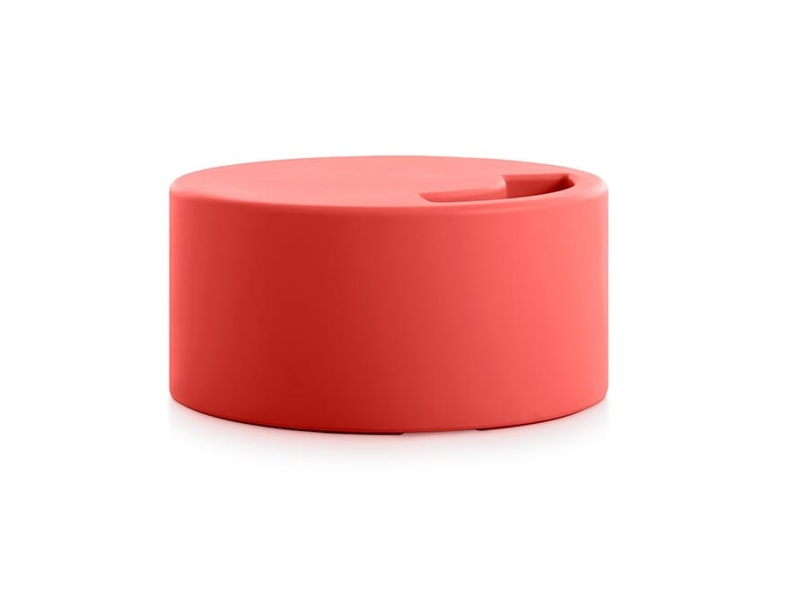 Круглый стол из полиэтилена Diabla Lipstick ARCH-00118469 - Вид №1