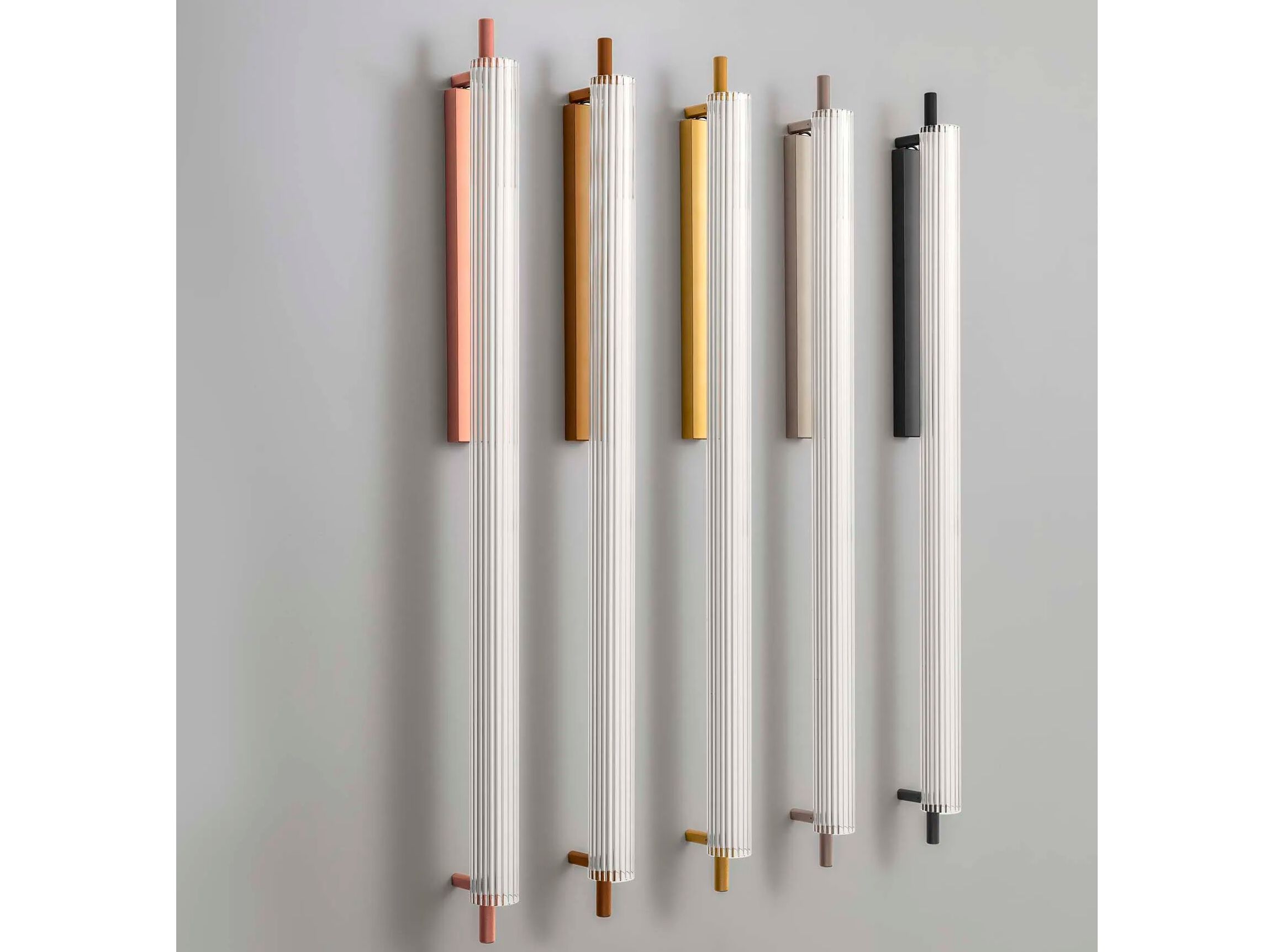 Алюминиевый и стеклянный настенный светильник Olev Trisel ARCH-00057658