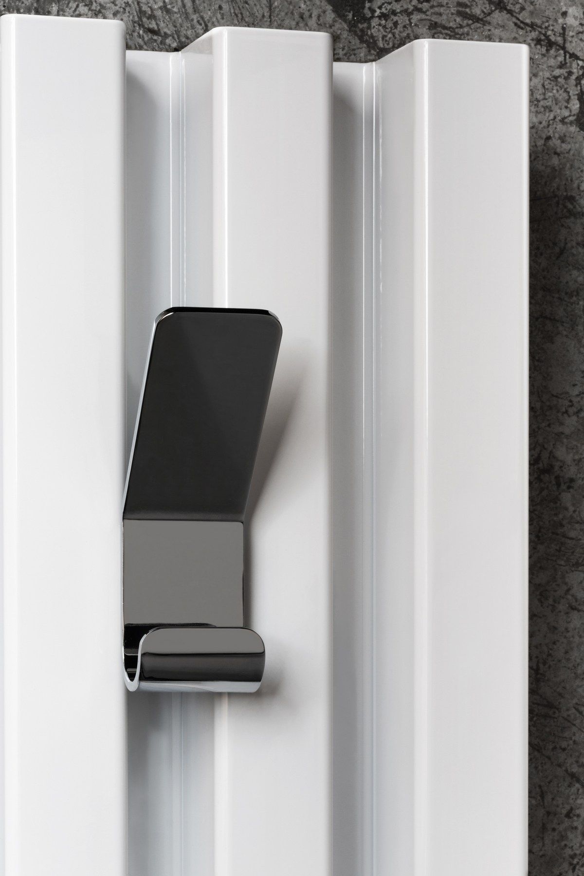 Настенный алюминиевый вертикальный полотенцесушитель Tubes Elements ARCH-00026154