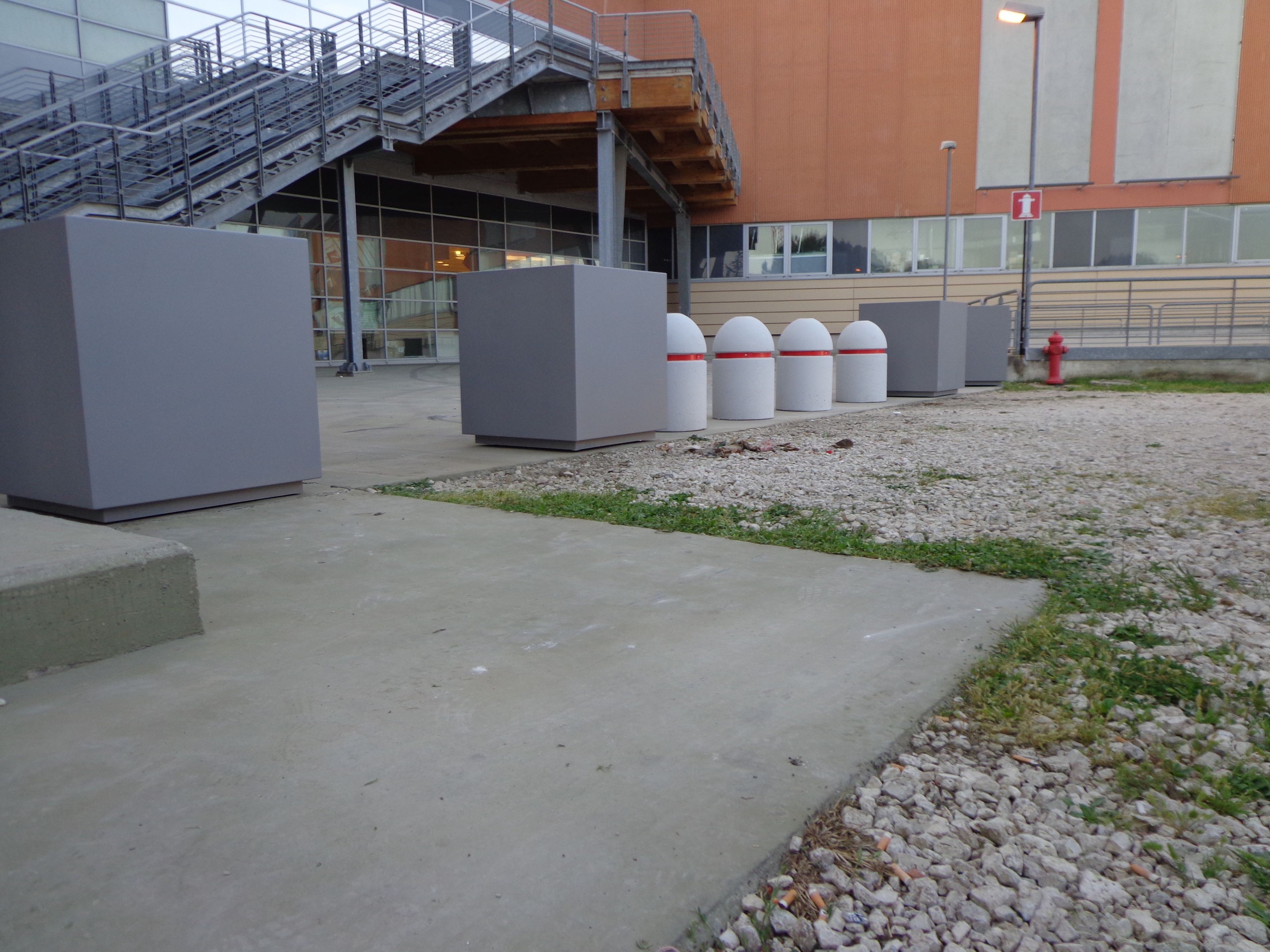 Квадратный плантатор из оцинкованного листа Viscio Urban Design FIORIERA ANTITERRORISMO ARCH-00086632 - Вид №13