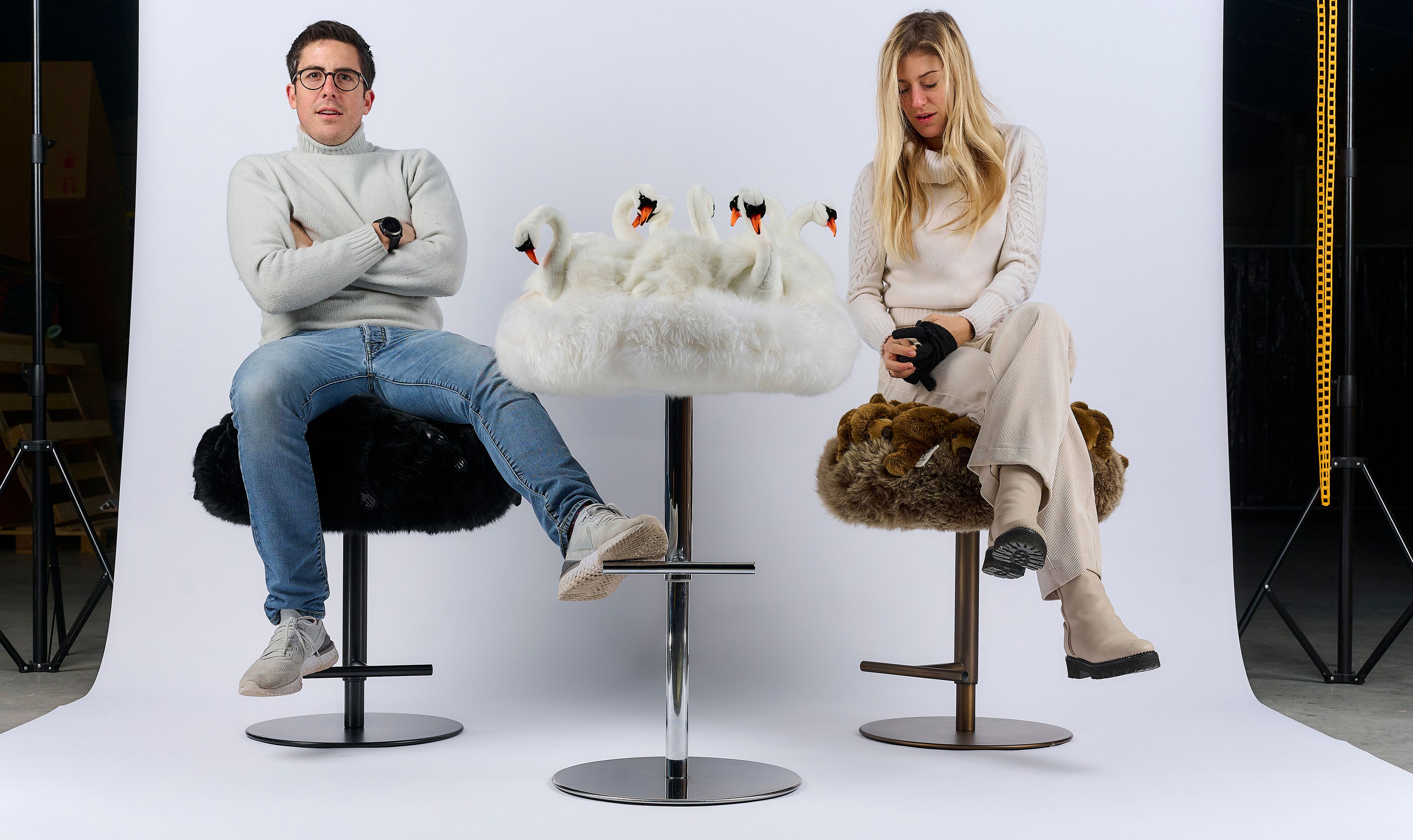 Регулируемая высота полиэстер мягкий стул APCOLLECTION Swan ARCH-00064991 - Вид №7