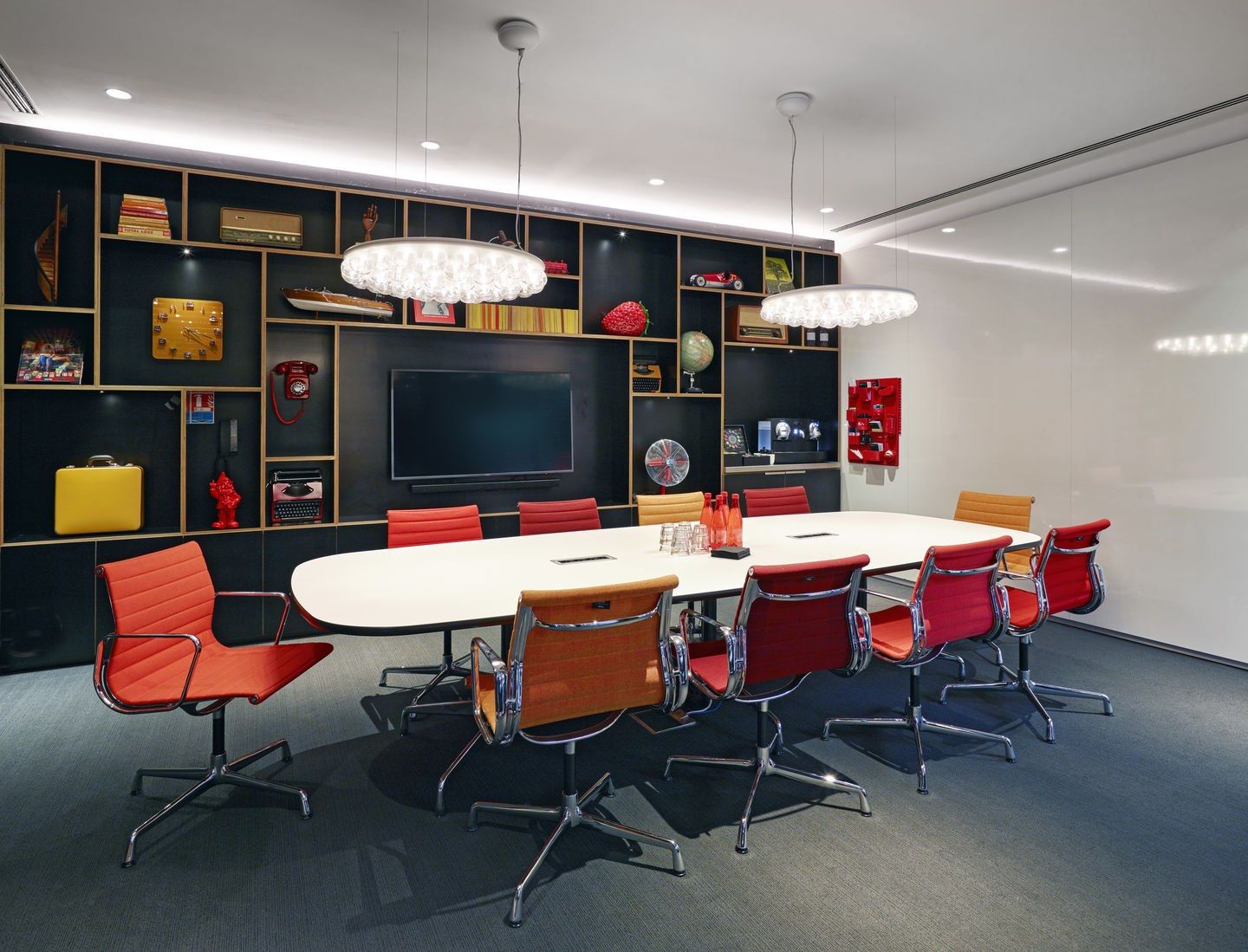 Тканевый стул с подлокотниками VITRA Eames Aluminium Group ARCH-00094304 - Вид №8