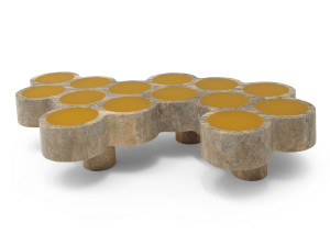 Журнальный столик из мрамора и смолы для гостиной