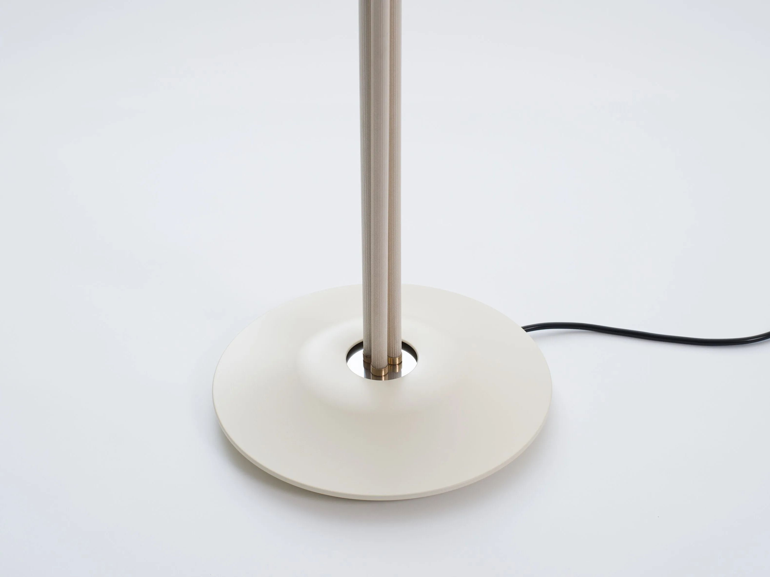 Алюминиевый и стеклянный светодиодный торшер с гибкой рукояткой serien.lighting POPPY ARCH-00021805 - Вид №6