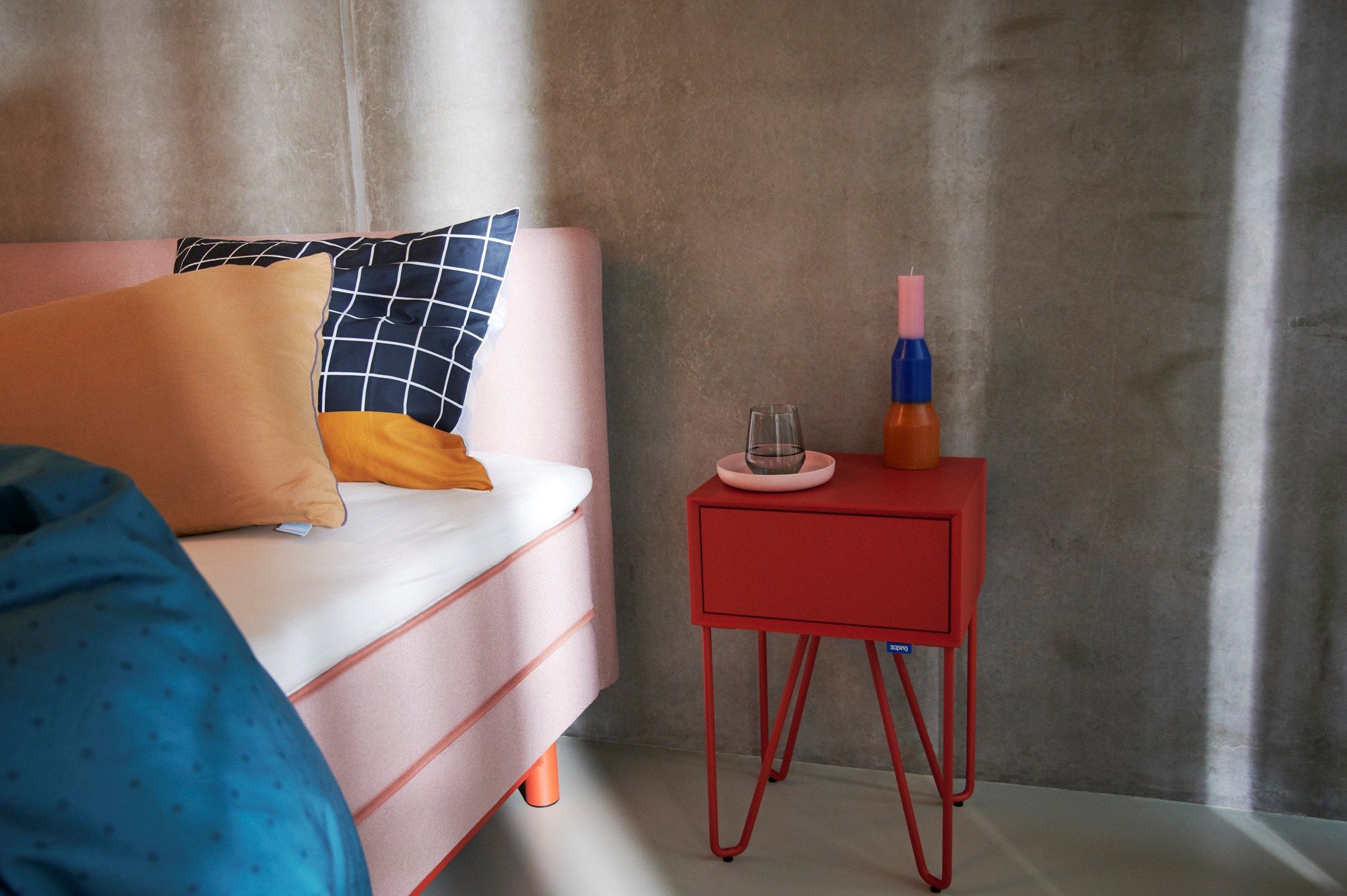 Деревянная и металлическая прикроватная тумбочка с ящиком Auping PIXEL ARCH-00114683 - Вид №2