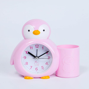 90351676 Будильник "Пингвинёнок" с карандашницей, дискретный ход d=6 см 12х14.5 см розовый STLM-0196506 SIMALAND