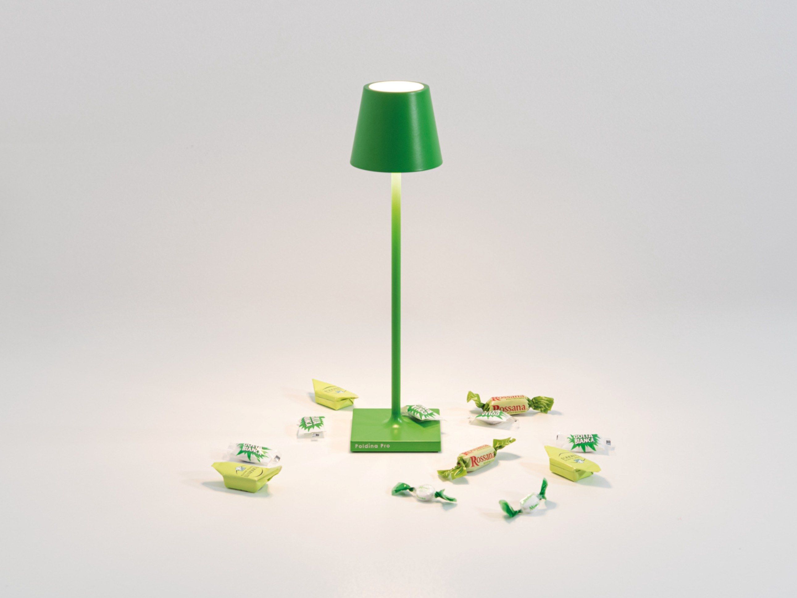 USB зарядка алюминиевая светодиодная настольная лампа Zafferano Poldina ARCH-00133568 - Вид №16