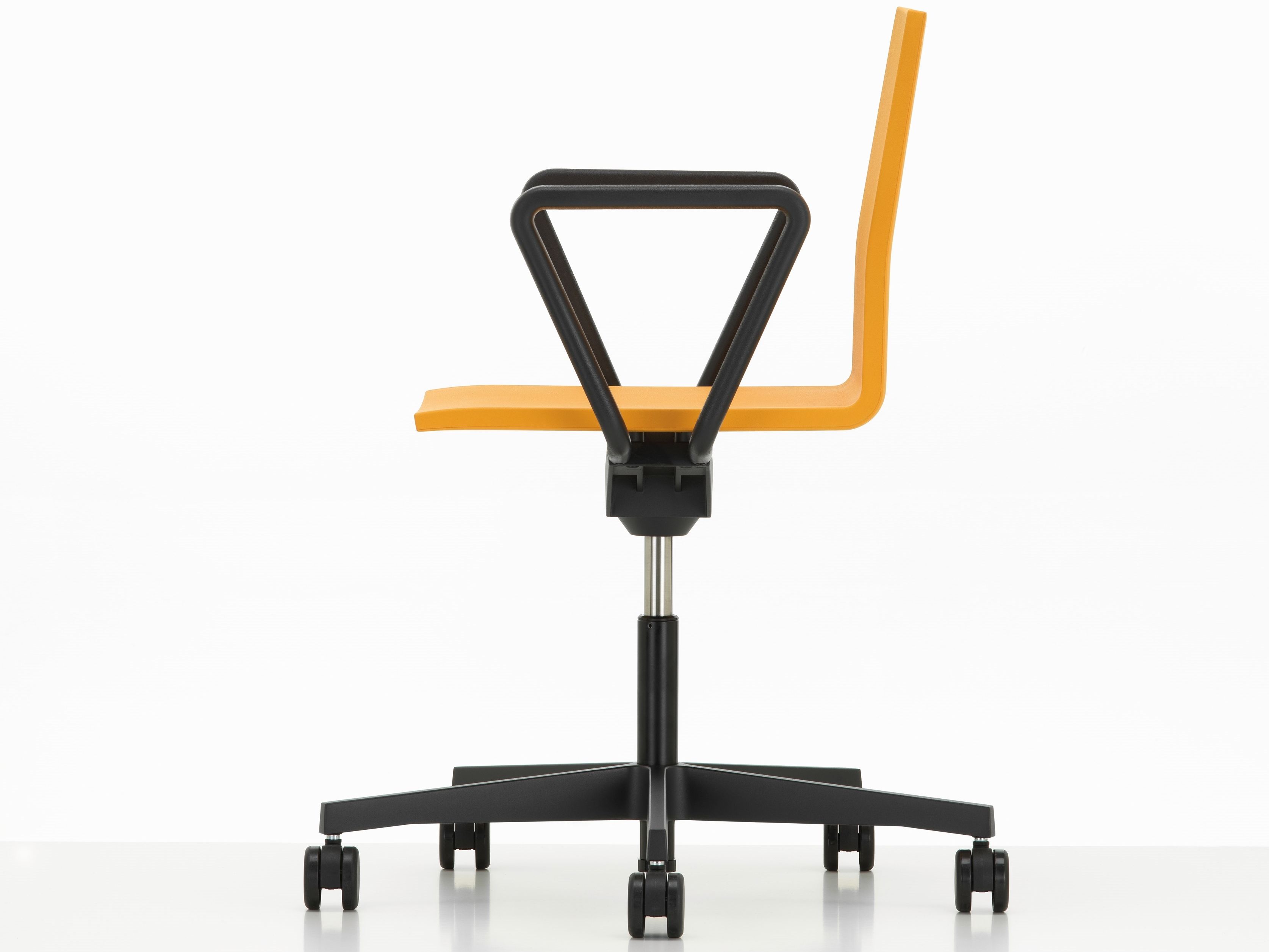 Офисное кресло из пенополиуретана с подлокотниками с 5 спицами VITRA .04 ARCH-00134323 - Вид №2