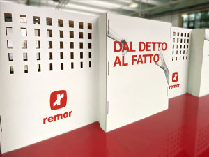 Отдельно стоящий, односторонний или двухсторонний модульный пользовательский экран