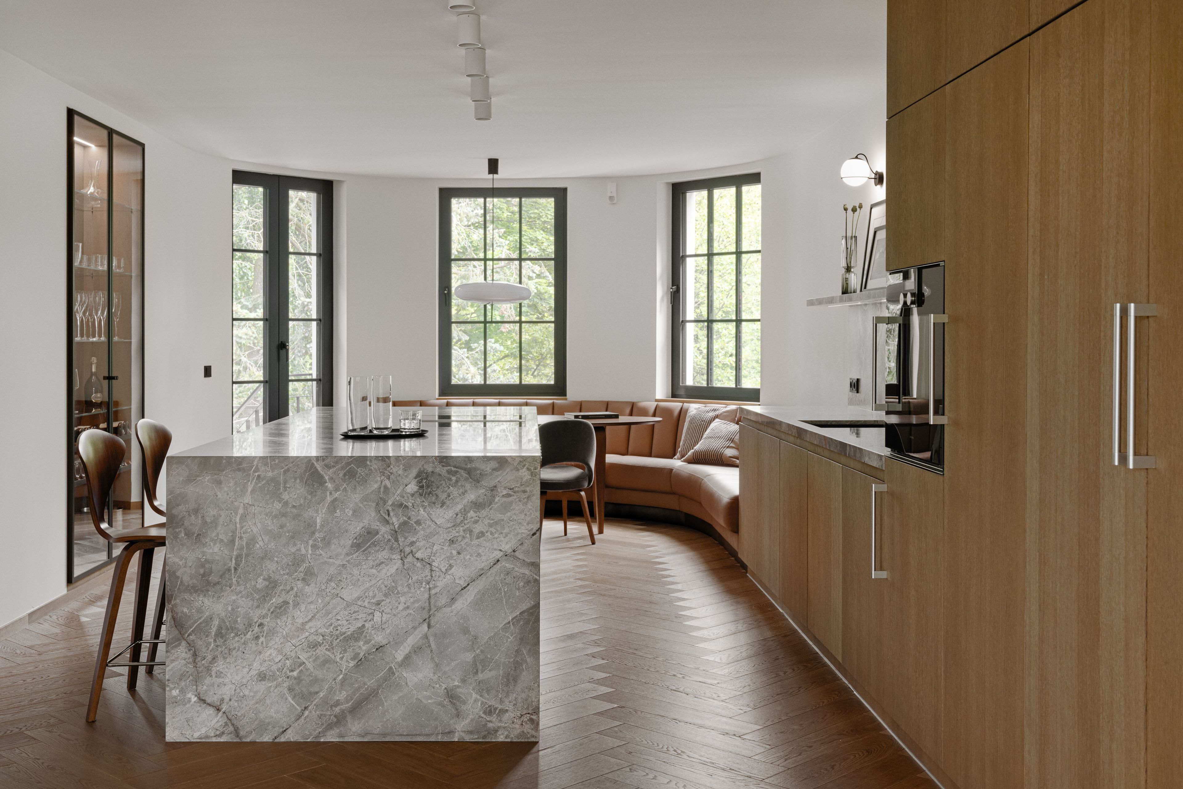 Деревянная и каменная кухня с островом Zajc Z4 ARCH-00009995 - Вид №1