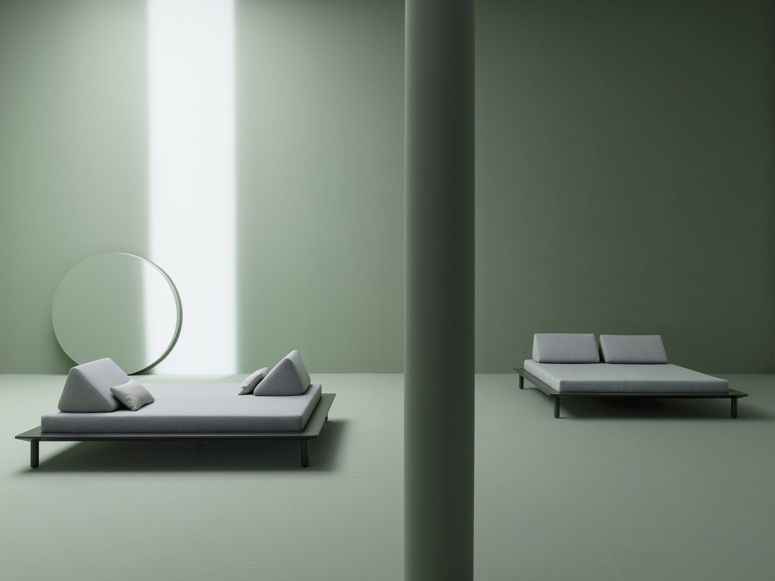 Садовая кровать из акриловой и алюминиевой ткани Varaschin Sunmoon ARCH-00031293 - Вид №1