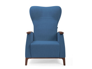 Тканевое кресло с подлокотниками