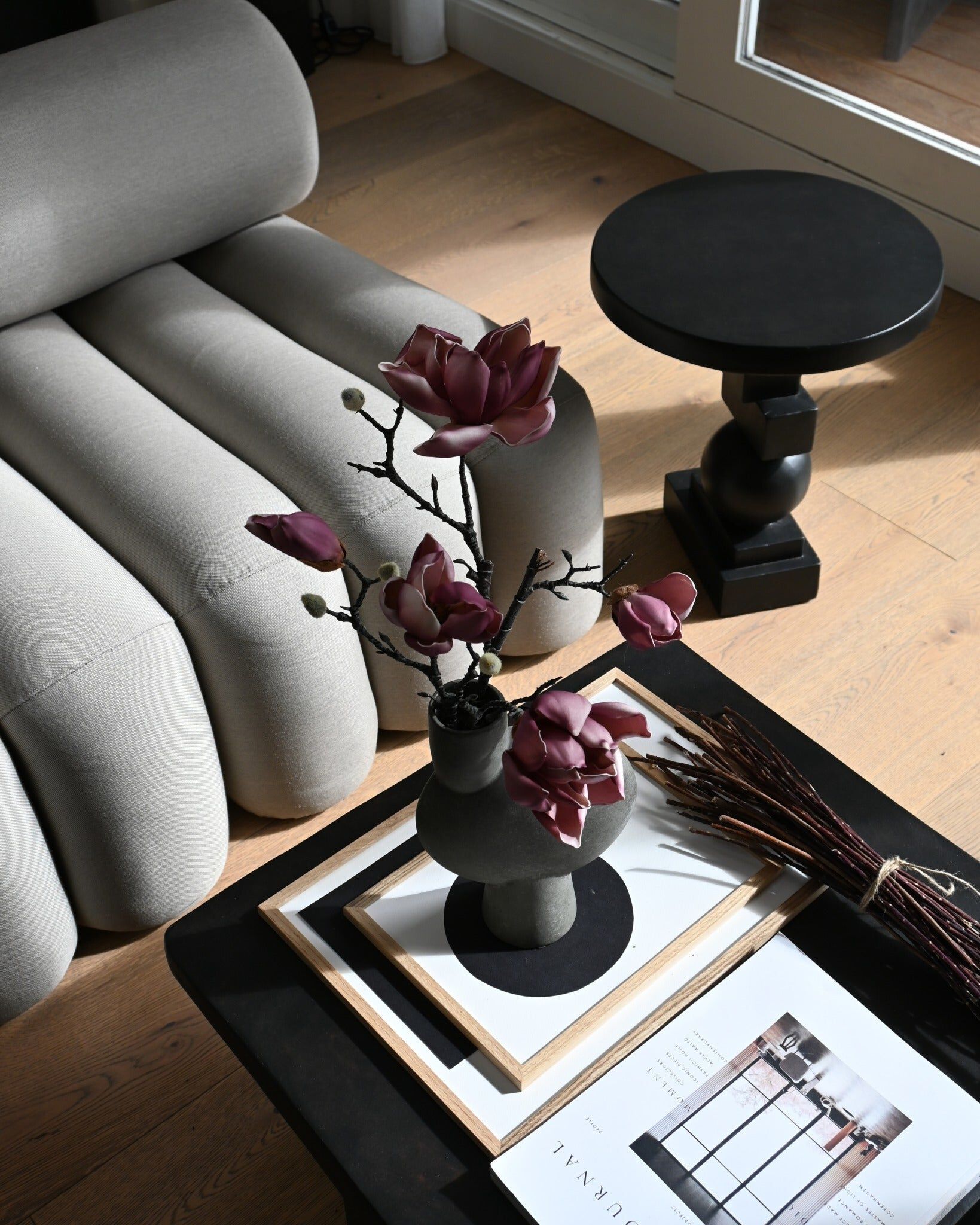 Круглый журнальный столик из волокнистого бетона 101 Copenhagen Artist ARCH-00019390 - Вид №3