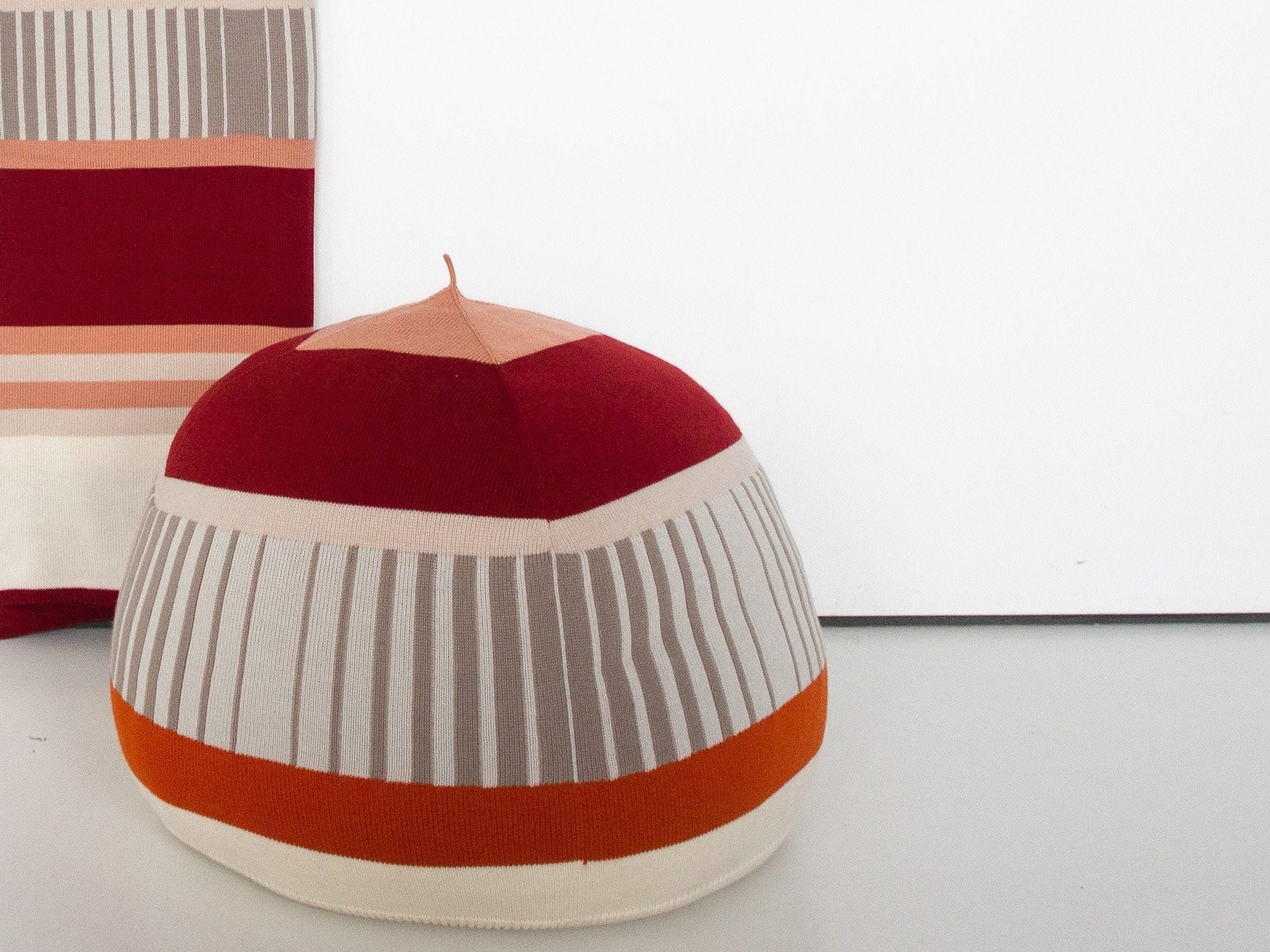 Пуф из мериносовой шерсти Casalis Velden ARCH-00049834 - Вид №2