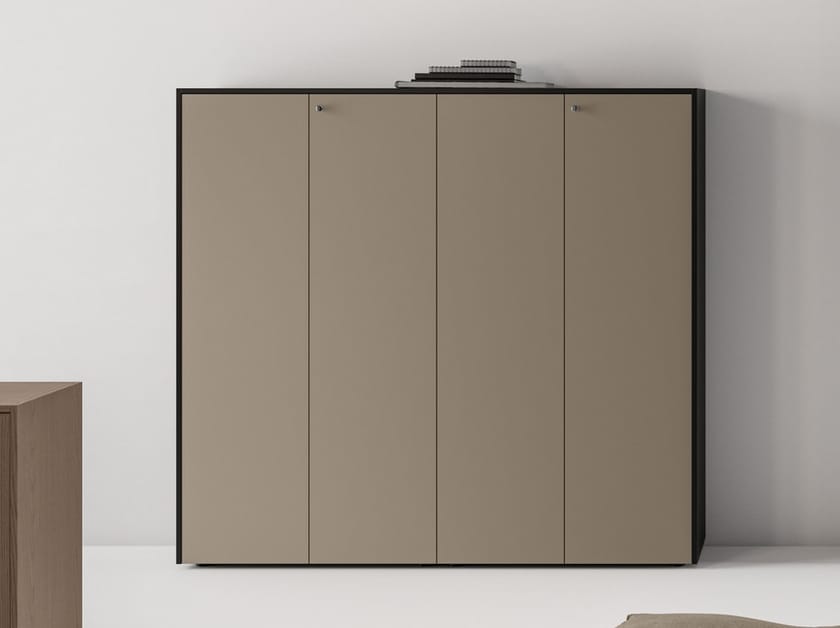 Деревянный офисный шкаф с распашными дверями и замком About Office Hype ARCH-00141527