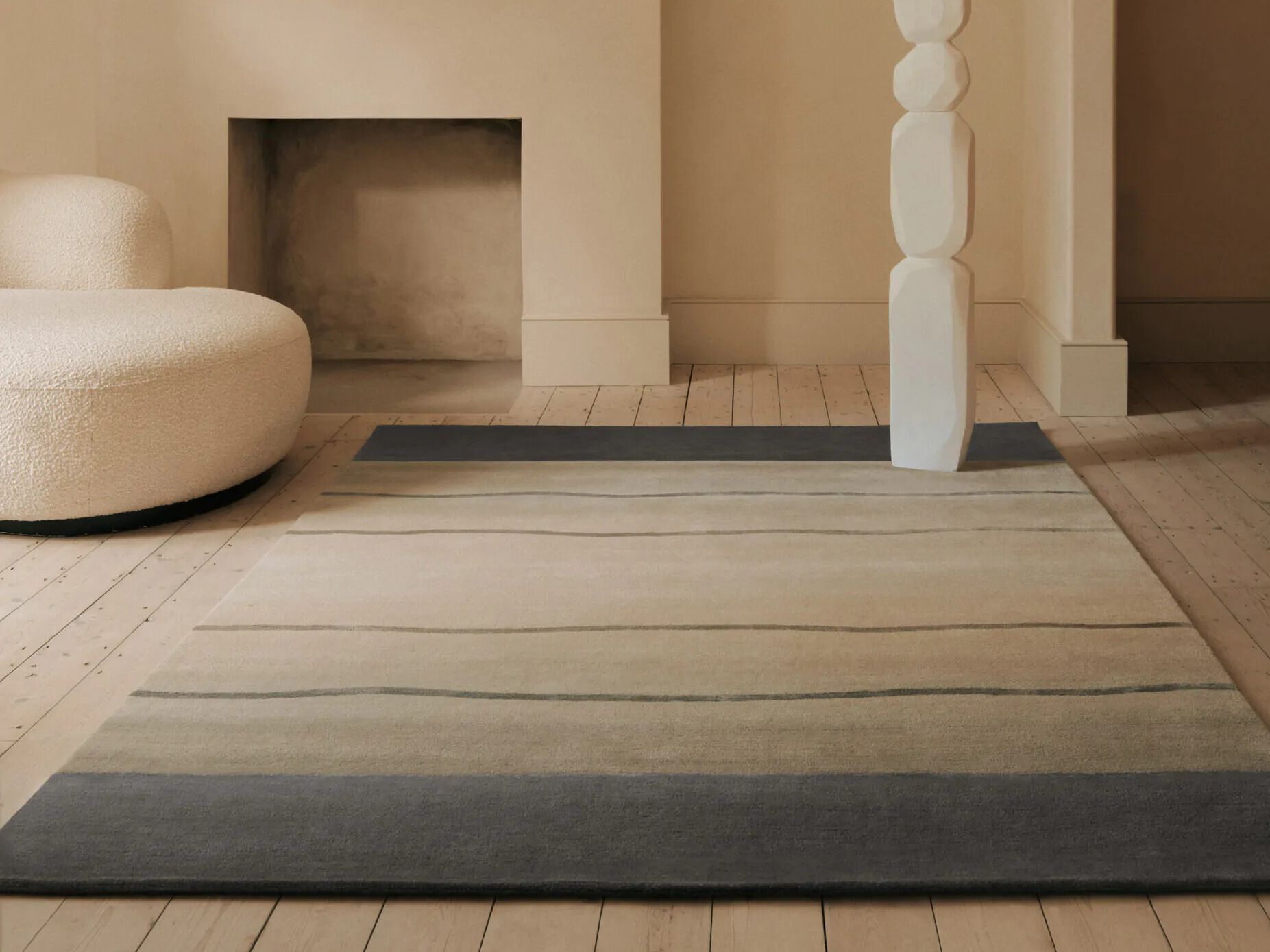 Изготовленный на заказ шерстяной и шелковый ковер ручной работы Deirdre Dyson Graduation ARCH-00077418 - Вид №1