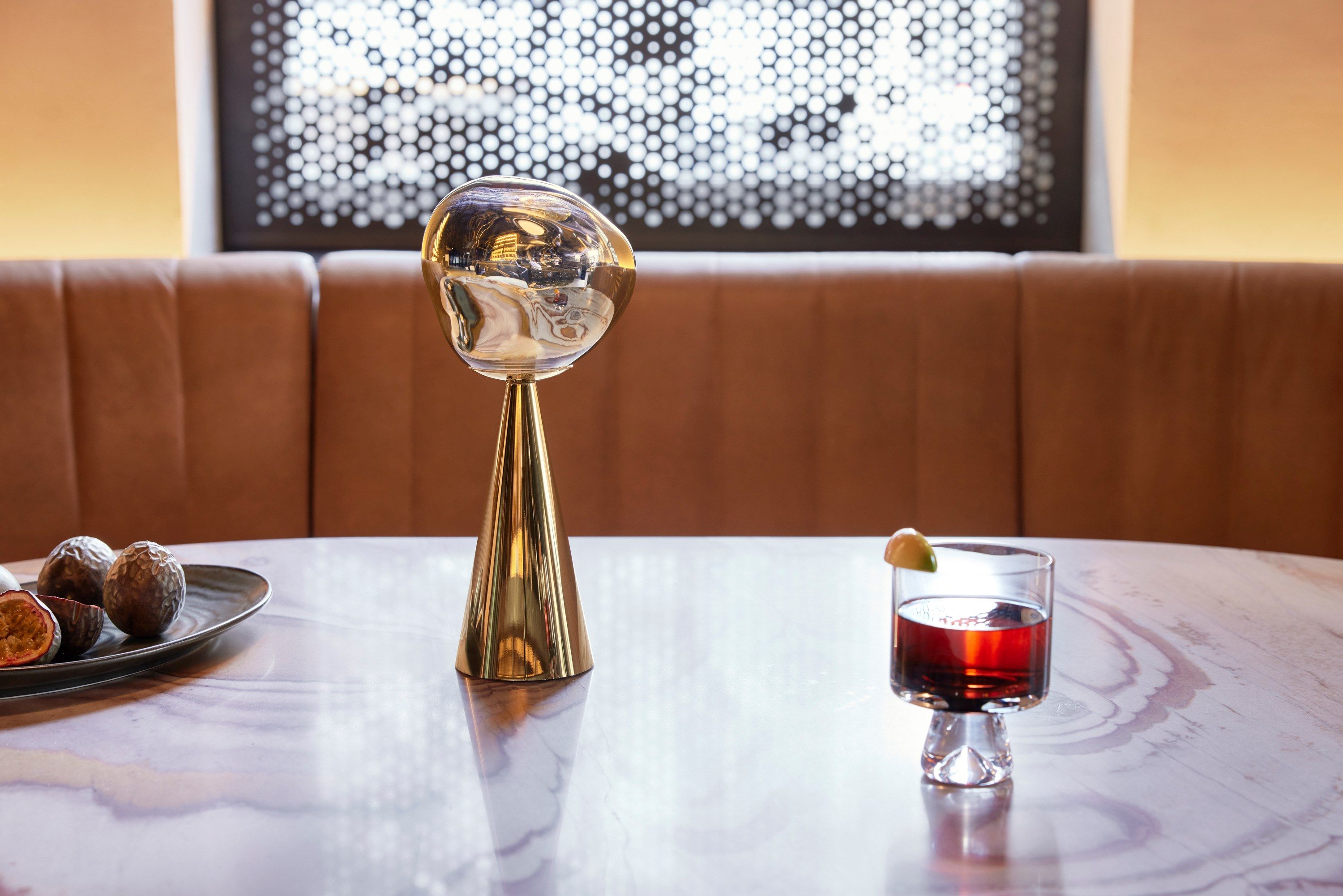 Светодиодная настольная лампа с батарейным питанием Tom Dixon Melt ARCH-00056851 - Вид №55