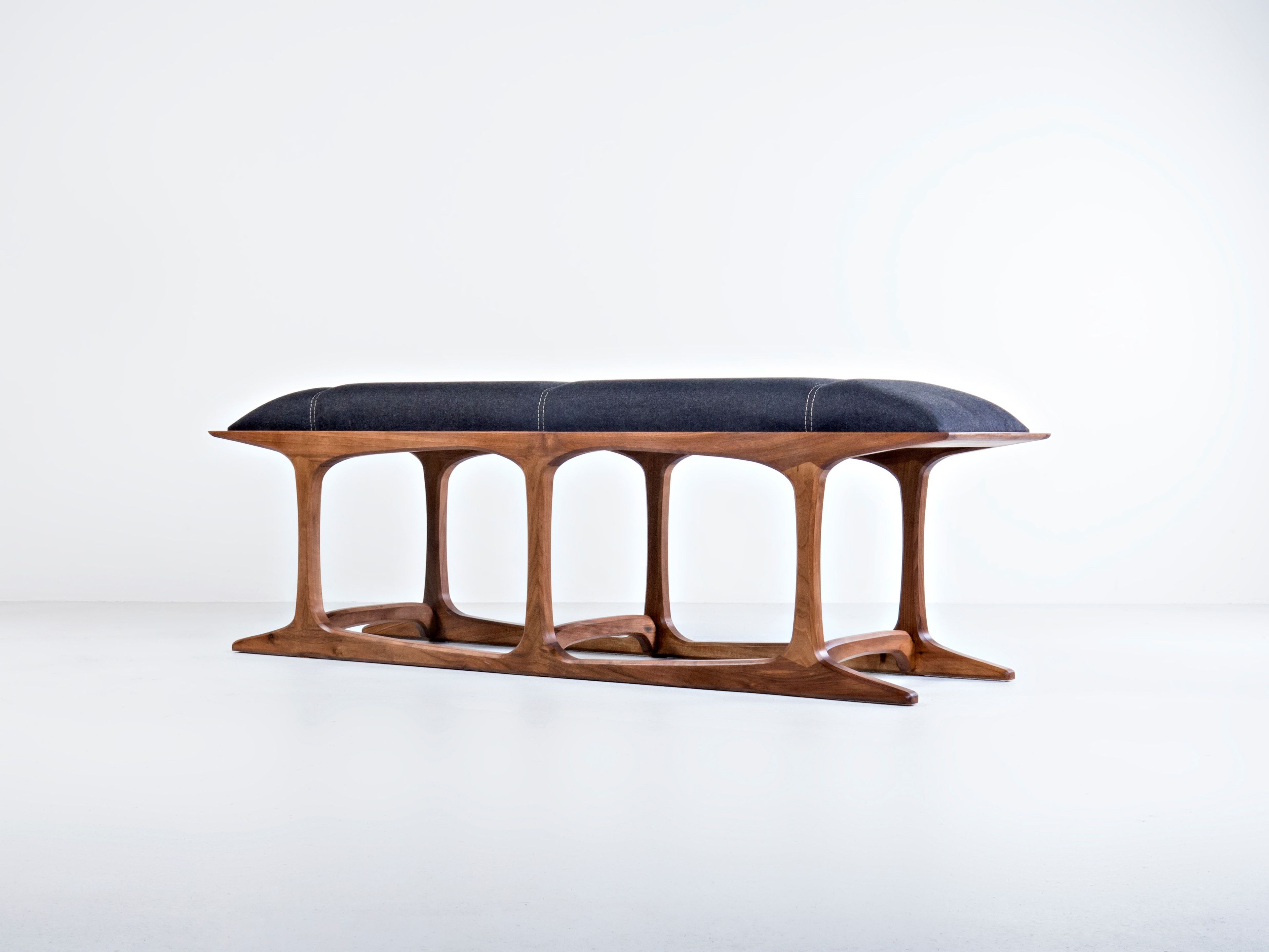 Деревянная скамья HOOKL und STOOL Most ARCH-00042147 - Вид №3