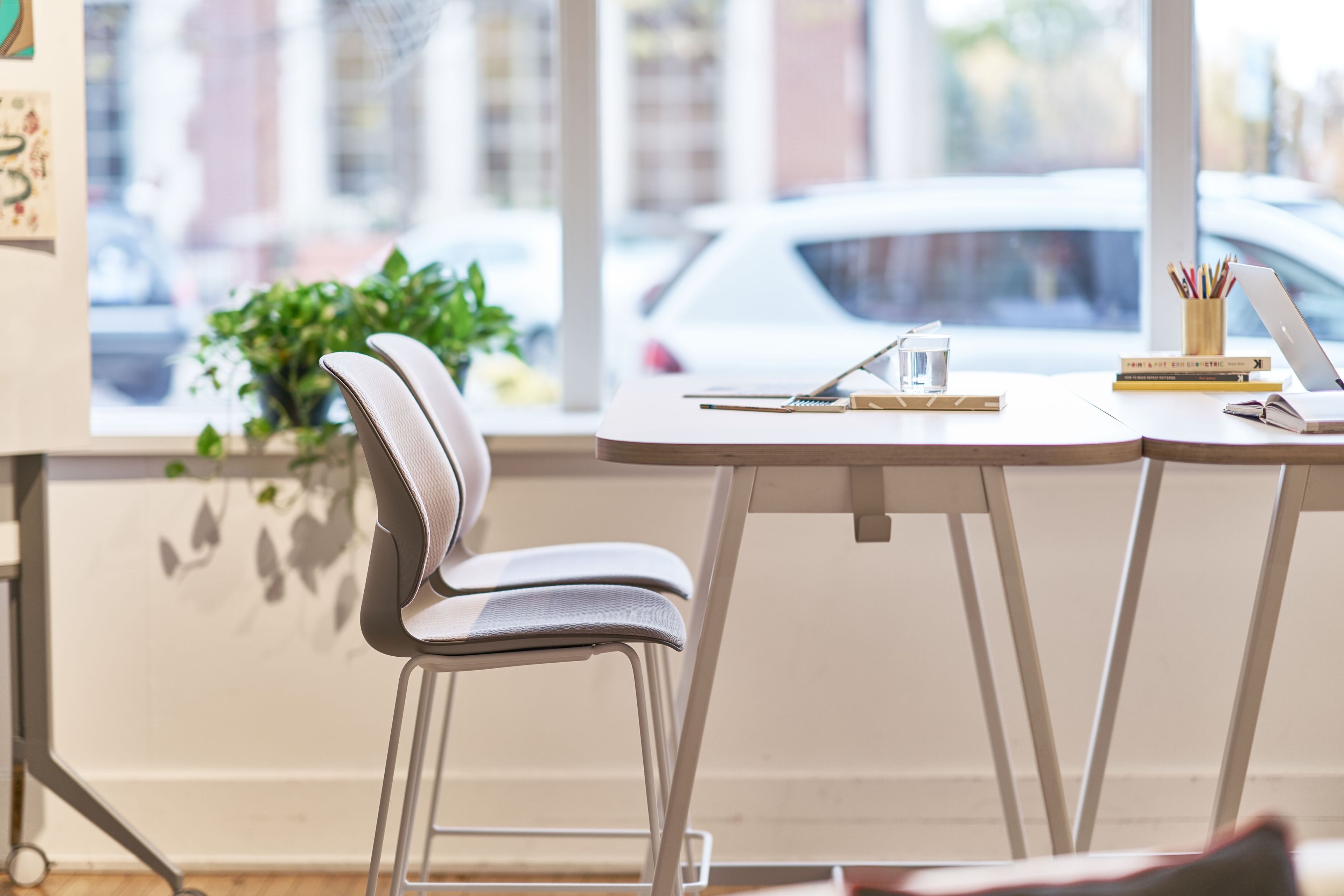 Высокий прямоугольный стол для совещаний из меламина Haworth POPUP ARCH-00098712 - Вид №1