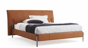 Molteni & C. Двуспальная кровать из кожи с обитым изголовьем