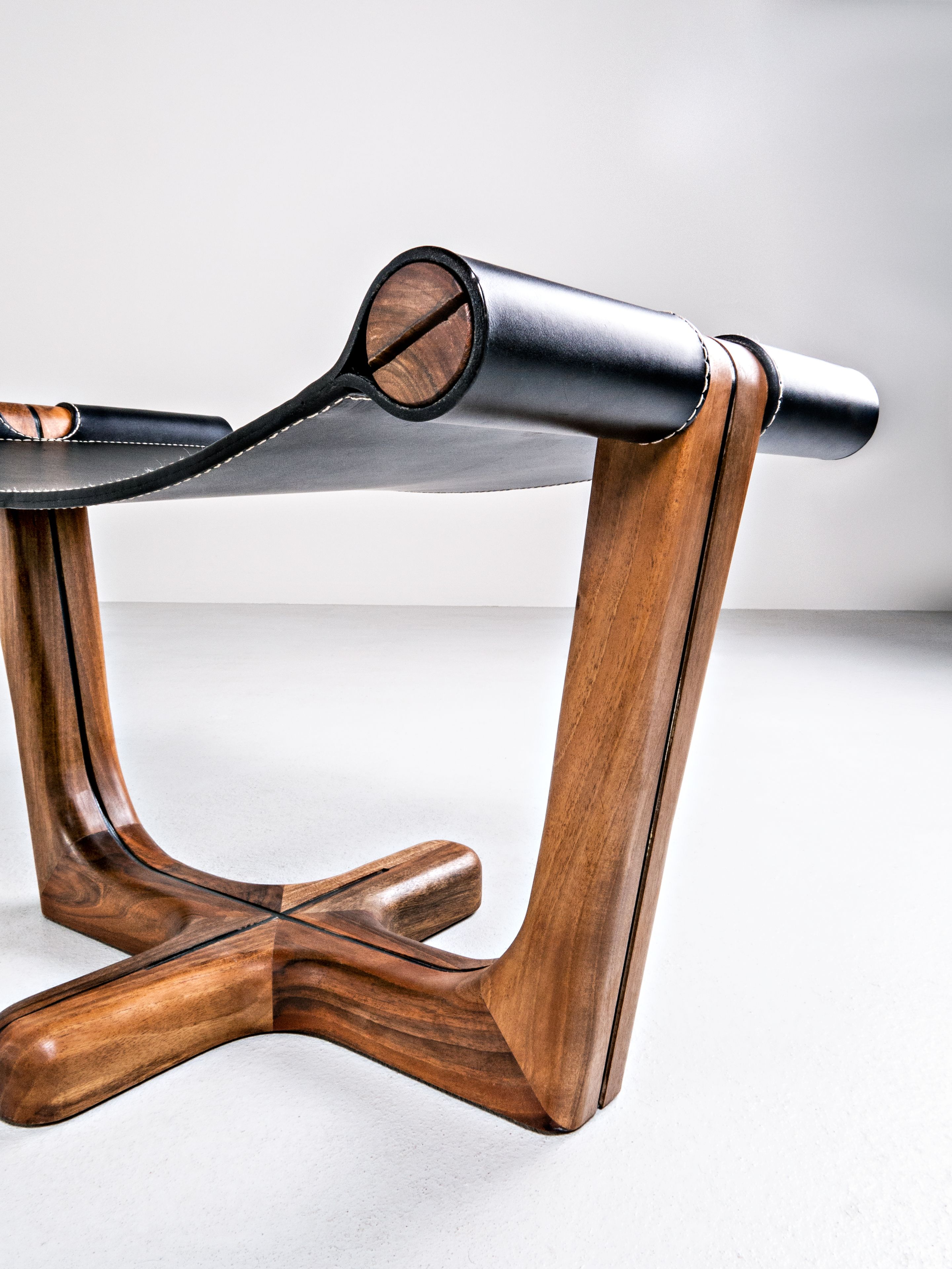 Кожаная подставка для ног HOOKL und STOOL ARCH-00108328 - Вид №2