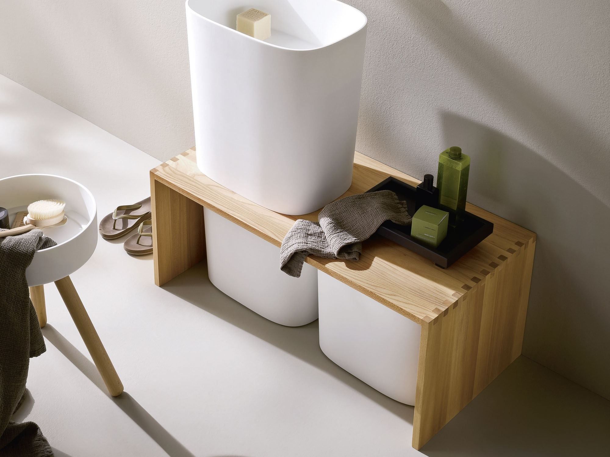 Скамейка для ванной из ясеня Rexa источник ARCH-00047075 - Вид №3