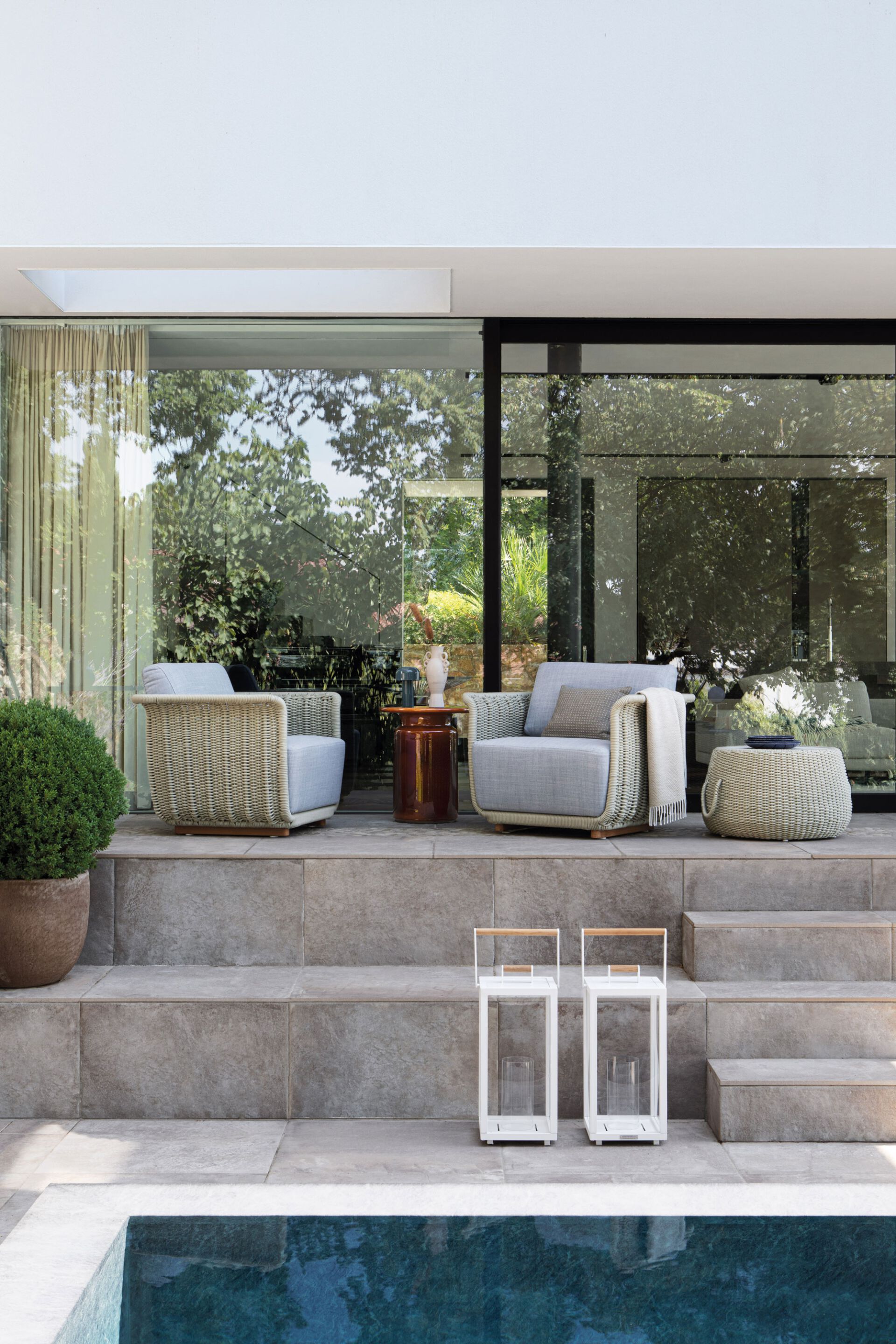 Круглый садовый столик из акриловой ткани Atmosphera Ludo ARCH-00062788