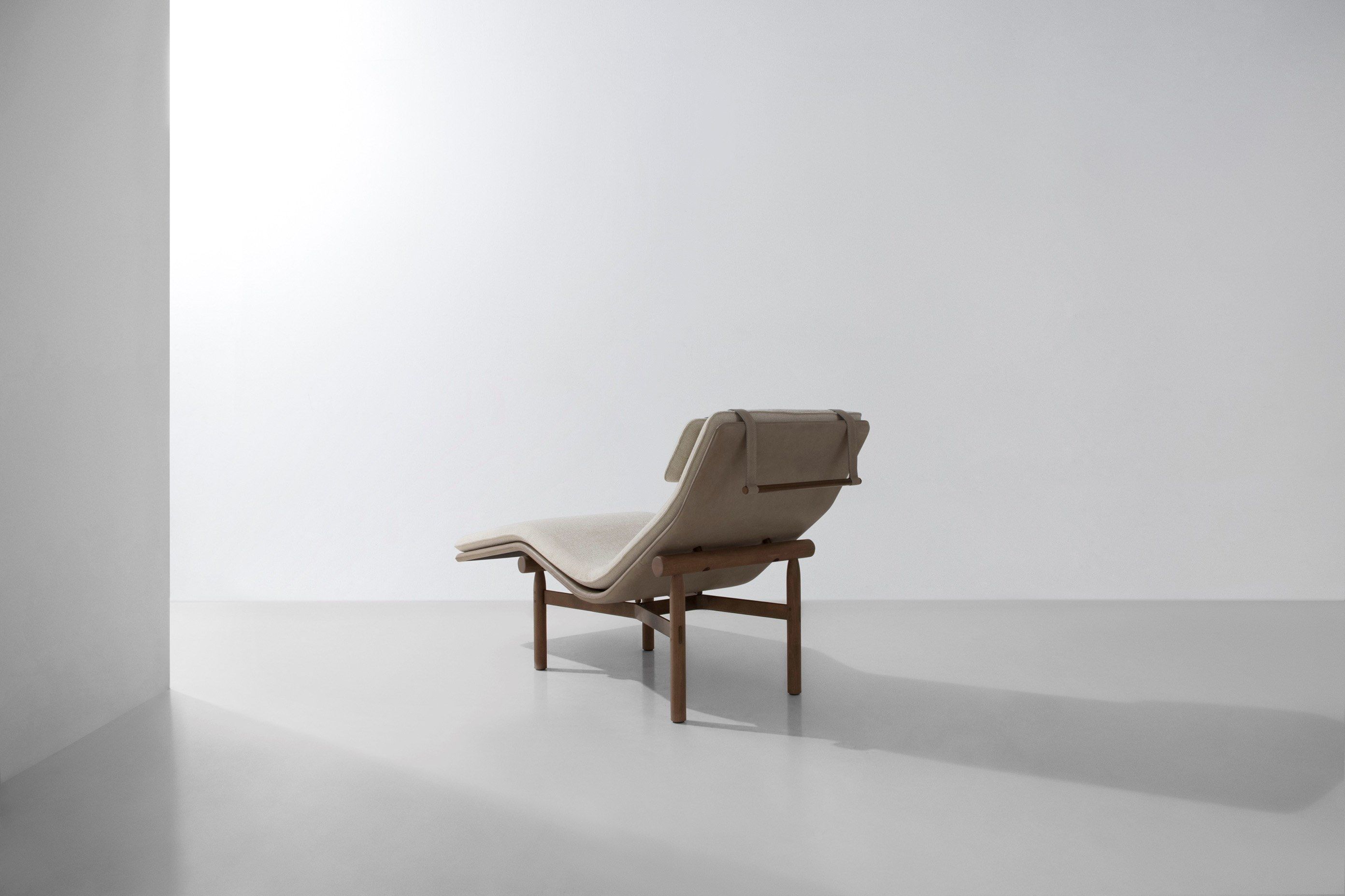 Шезлонг из ткани District Eight Ходули ARCH-00055884 - Вид №2