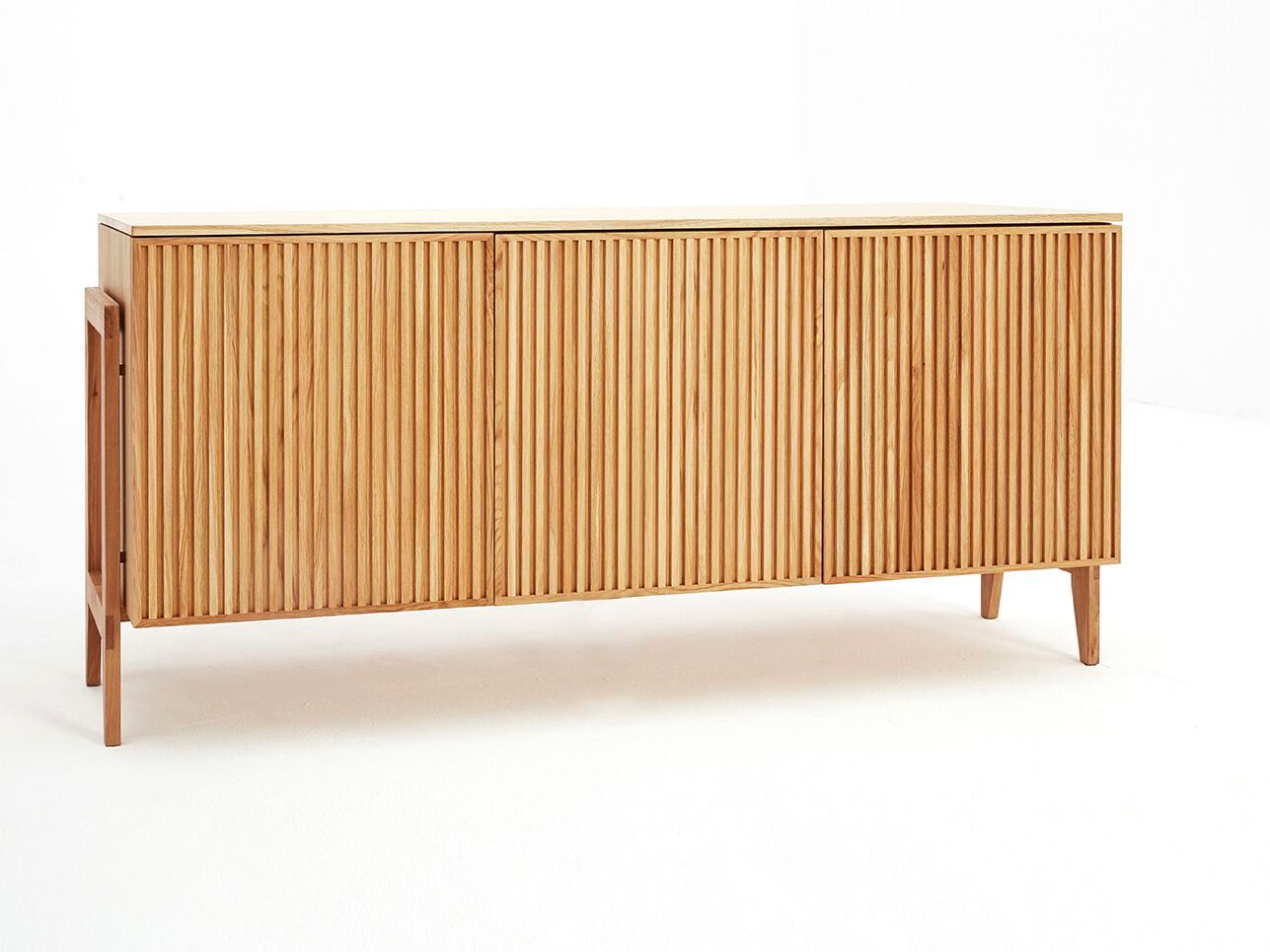 Шкаф из дуба с распашными дверями ST FURNITURE PHAB ARCH-00070200