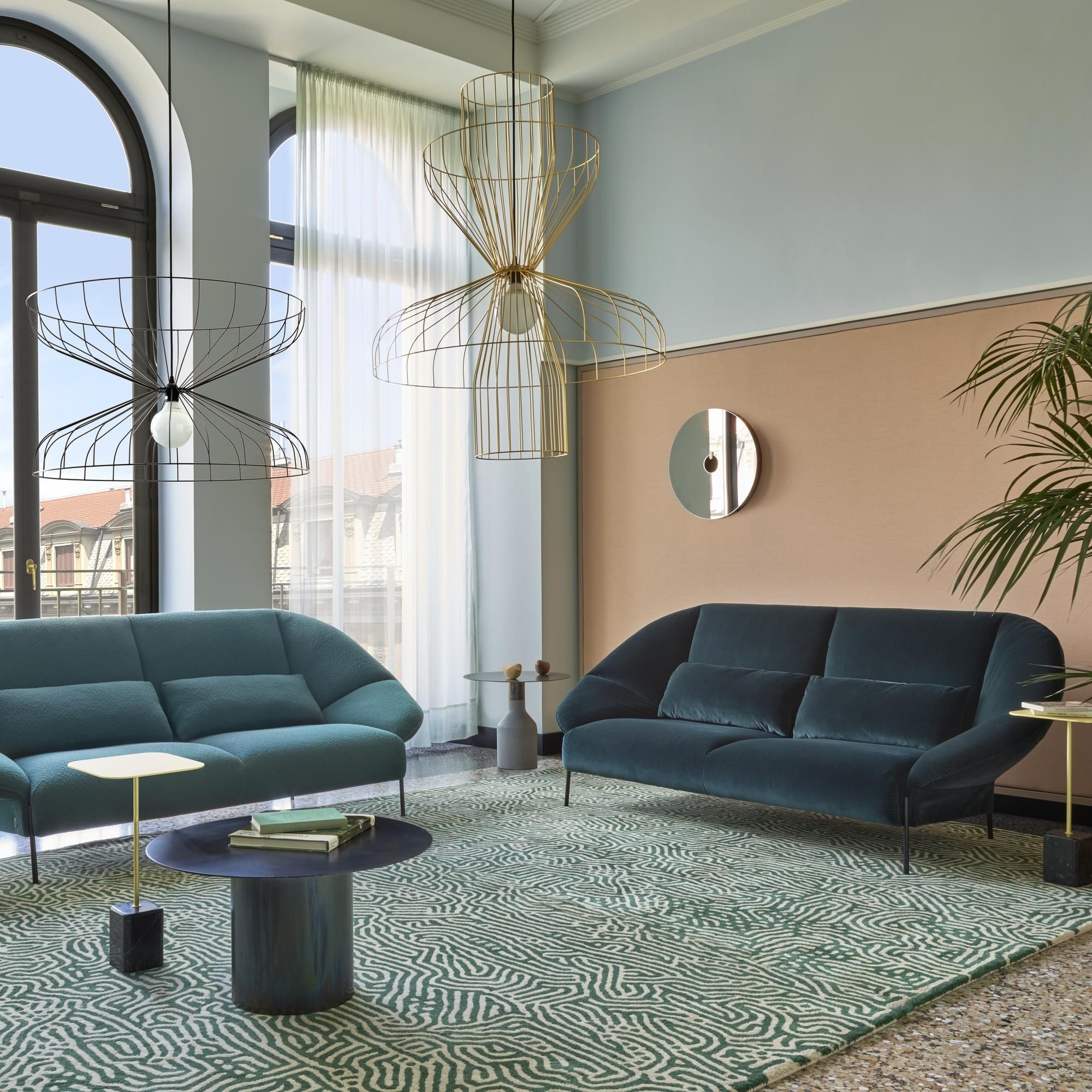 Стальной круглый низкий журнальный столик Ligne Roset OXYDATION ARCH-00102306 - Вид №3