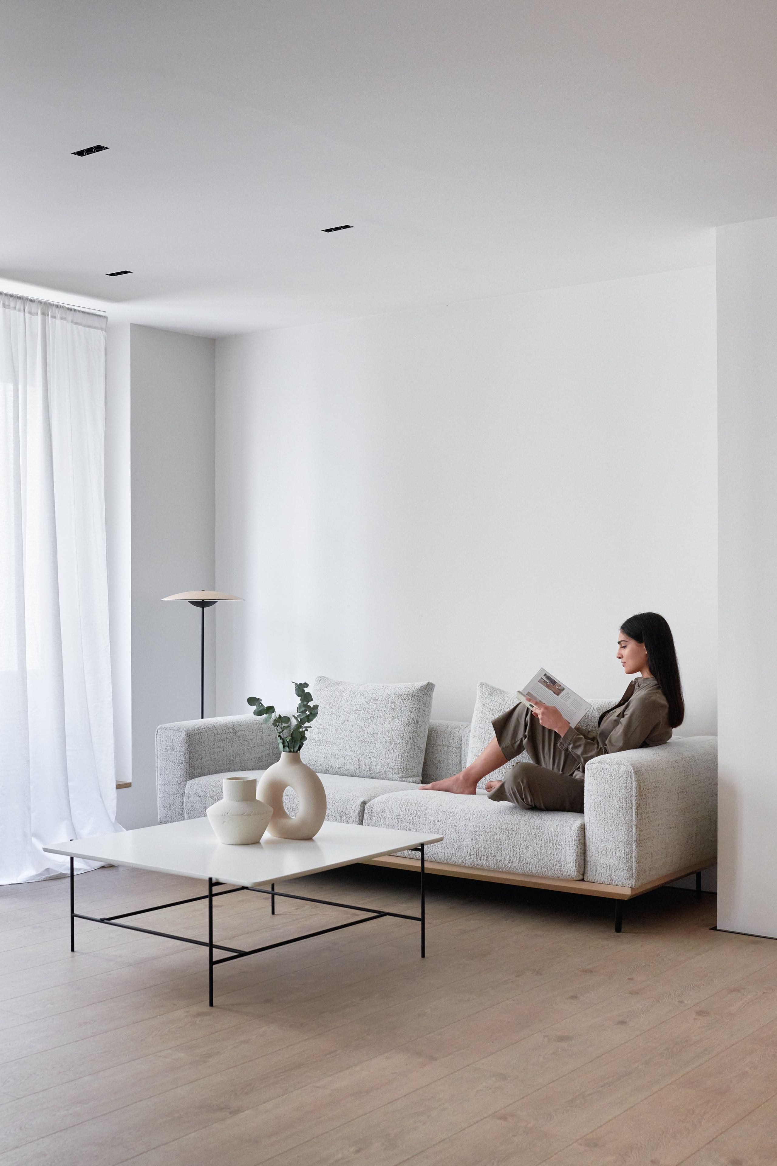 3-местный тканевый диван Lebom ARCH-00104757