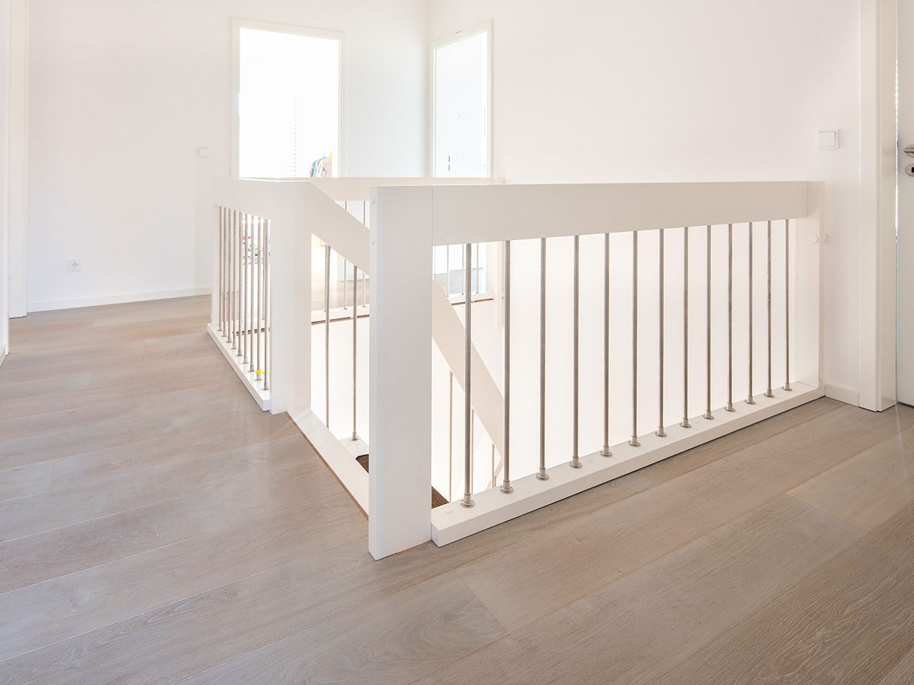 Дубовый паркет Dennebos Flooring серый ARCH-00056486 - Вид №2