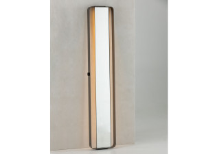 Прямоугольное напольное зеркало со встроенным освещением