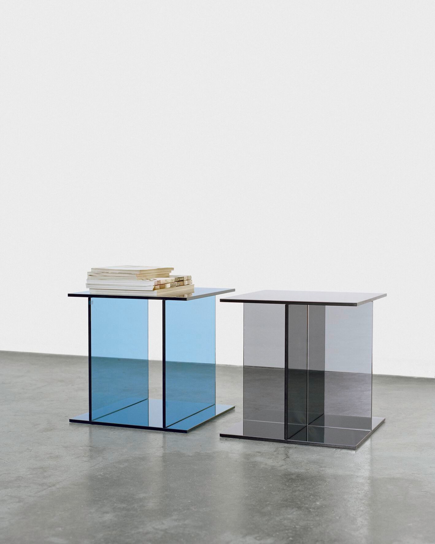 Стеклянный журнальный столик e15 VIER ARCH-00031165 - Вид №2