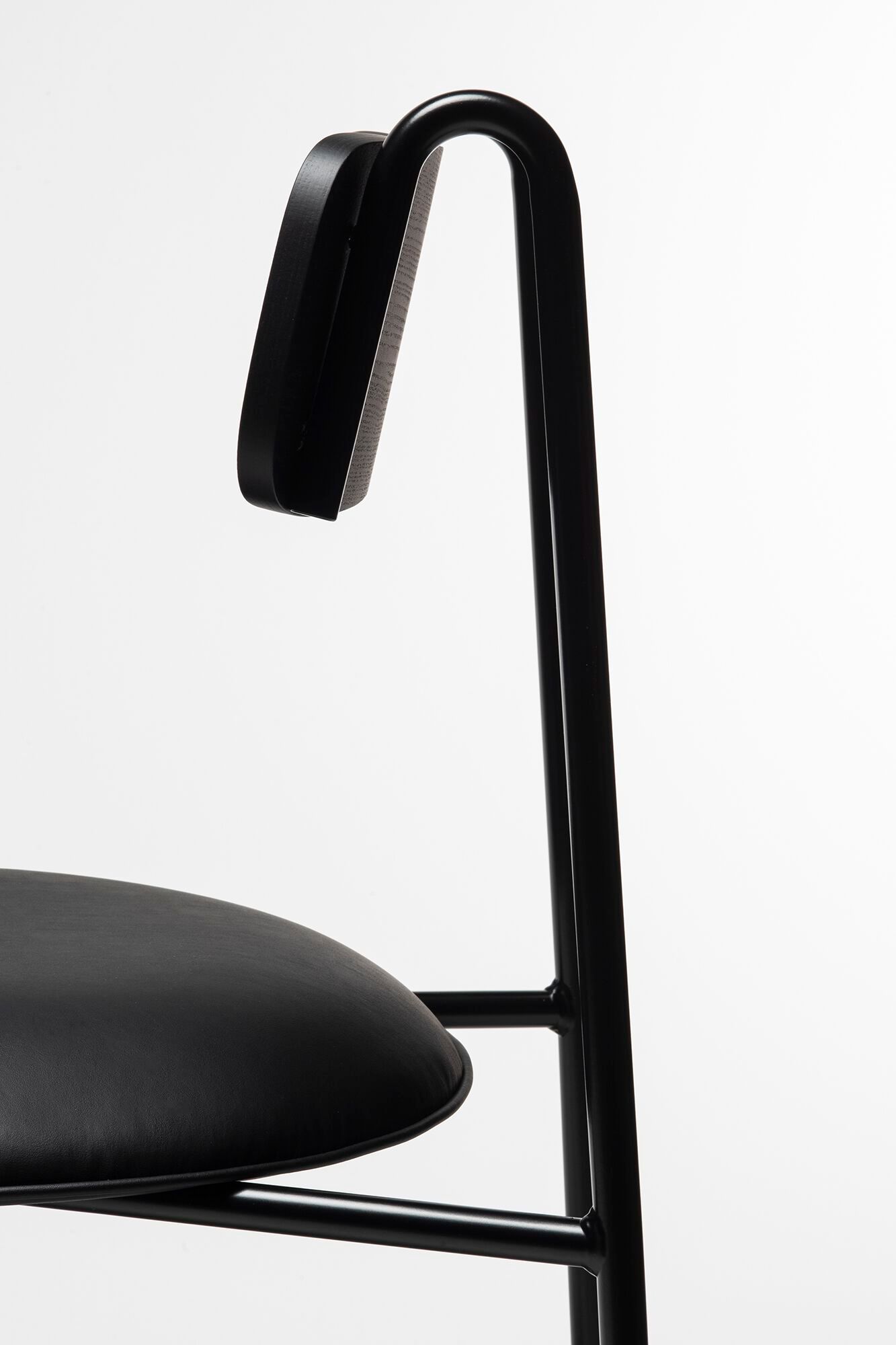 Окрашенный металлический табурет со встроенной подушкой из искусственной кожи и спинкой CHAIRS & MORE Lena ARCH-00048550 - Вид №21