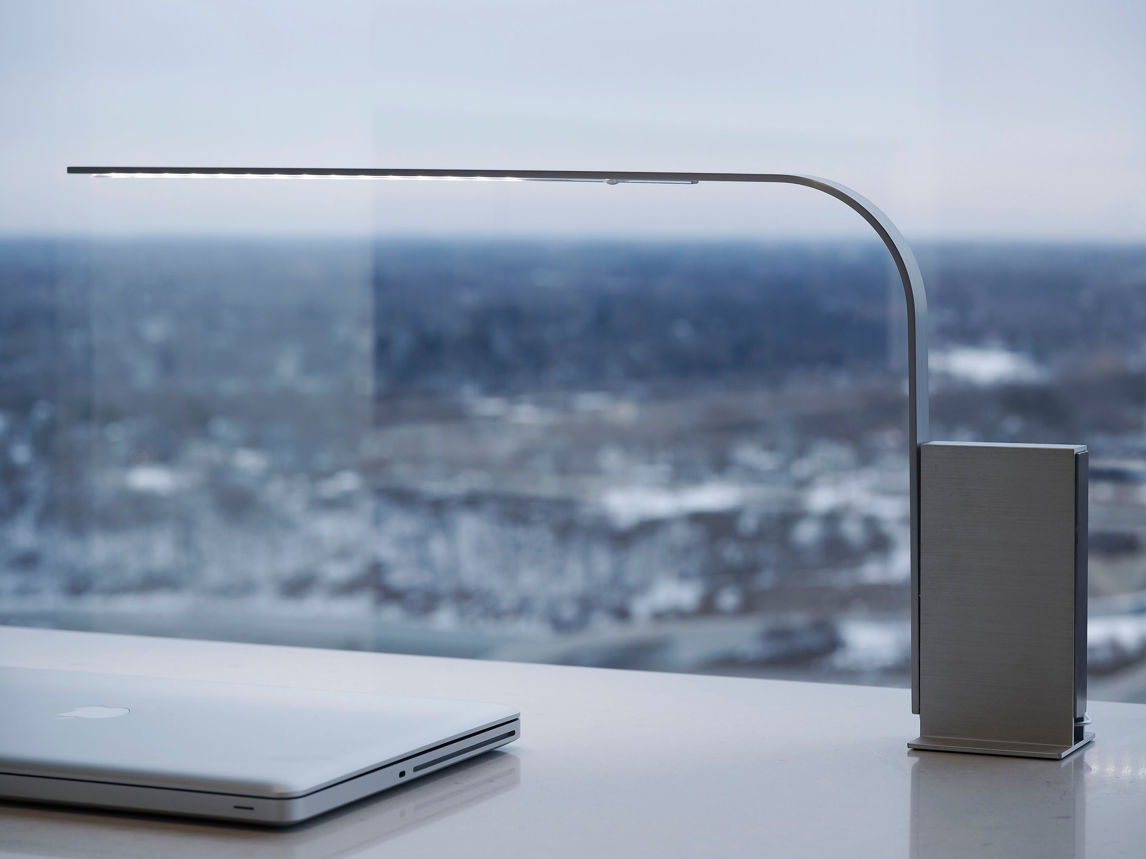 Алюминиевая вращающаяся светодиодная настольная лампа Haworth LIM ARCH-00046772 - Вид №1