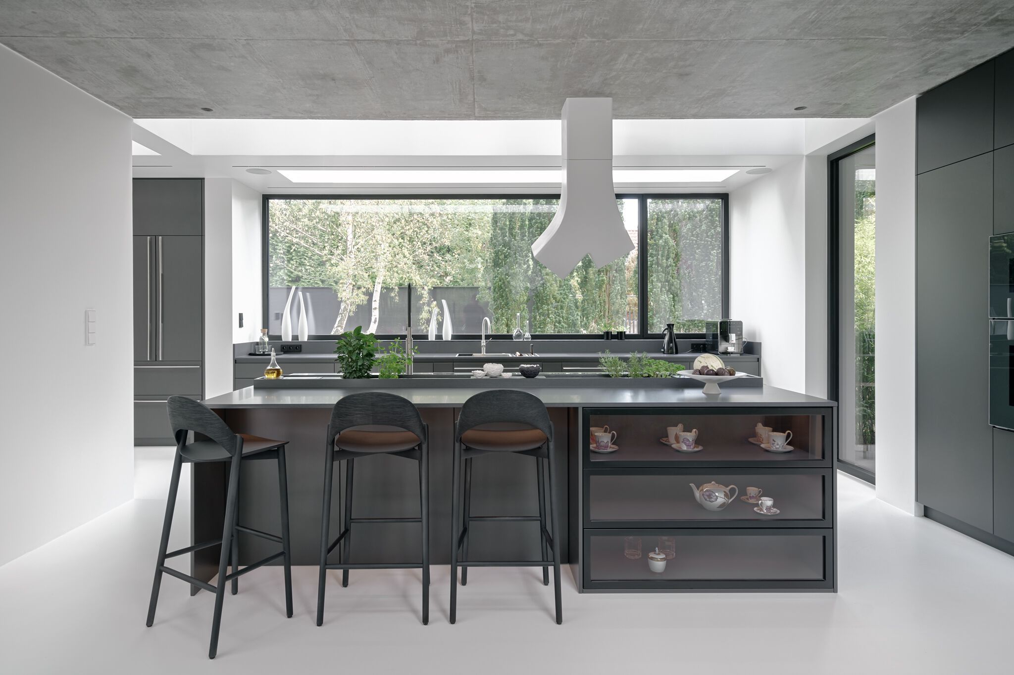 Деревянная кухня с островом на заказ Zajc Z4 ARCH-00096273 - Вид №1