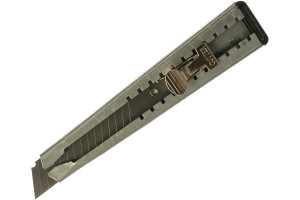 15730327 Технический нож, серия Техно 18 мм, метал.корпус, металический фиксатор 10171 КУРС